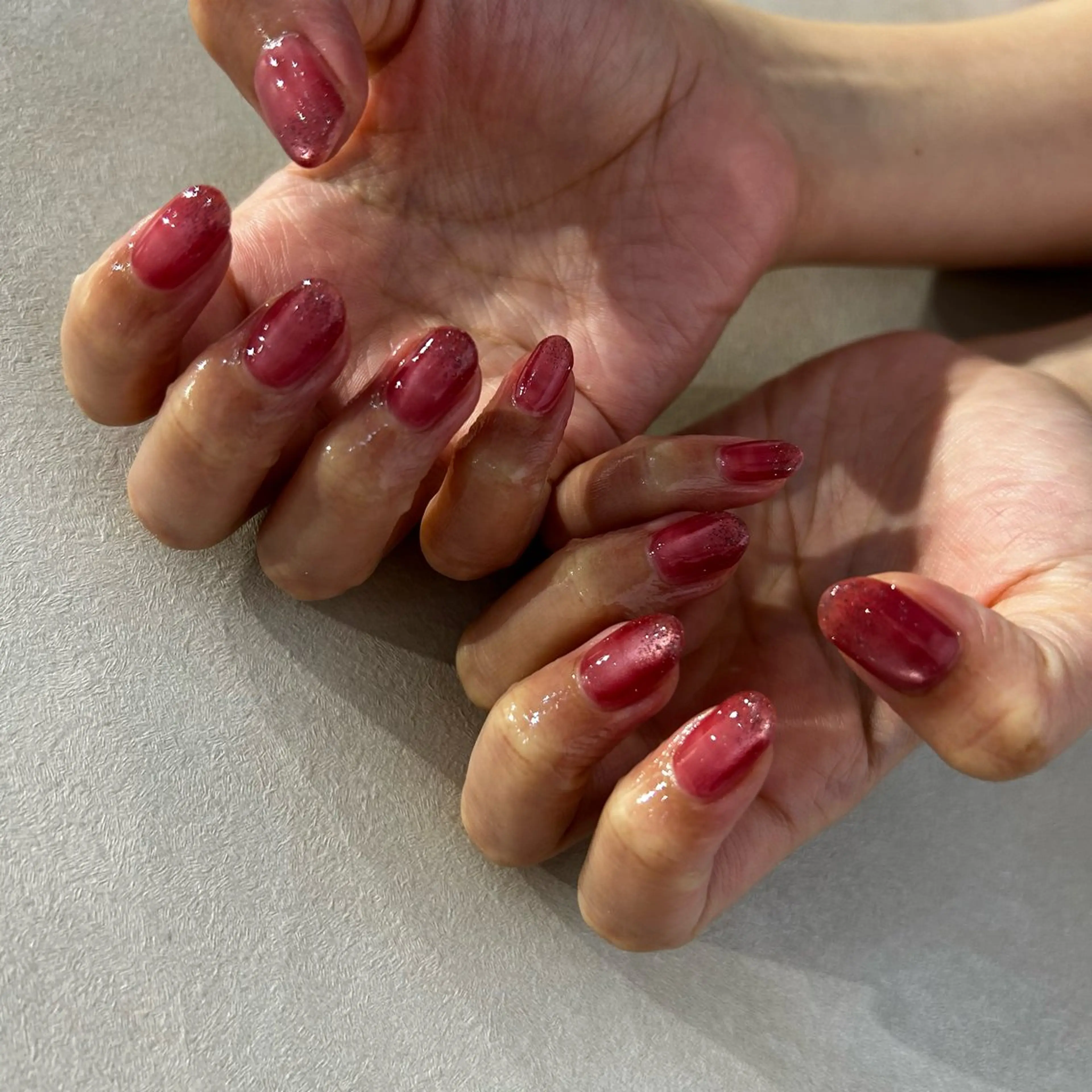 ネイル フラッシュネイル マグネットネイル ニュアンスネイル ハンドネイル nail&care salon soa所属・soa/美容液ケアで 自爪を育てるネイルのネイルデザイン