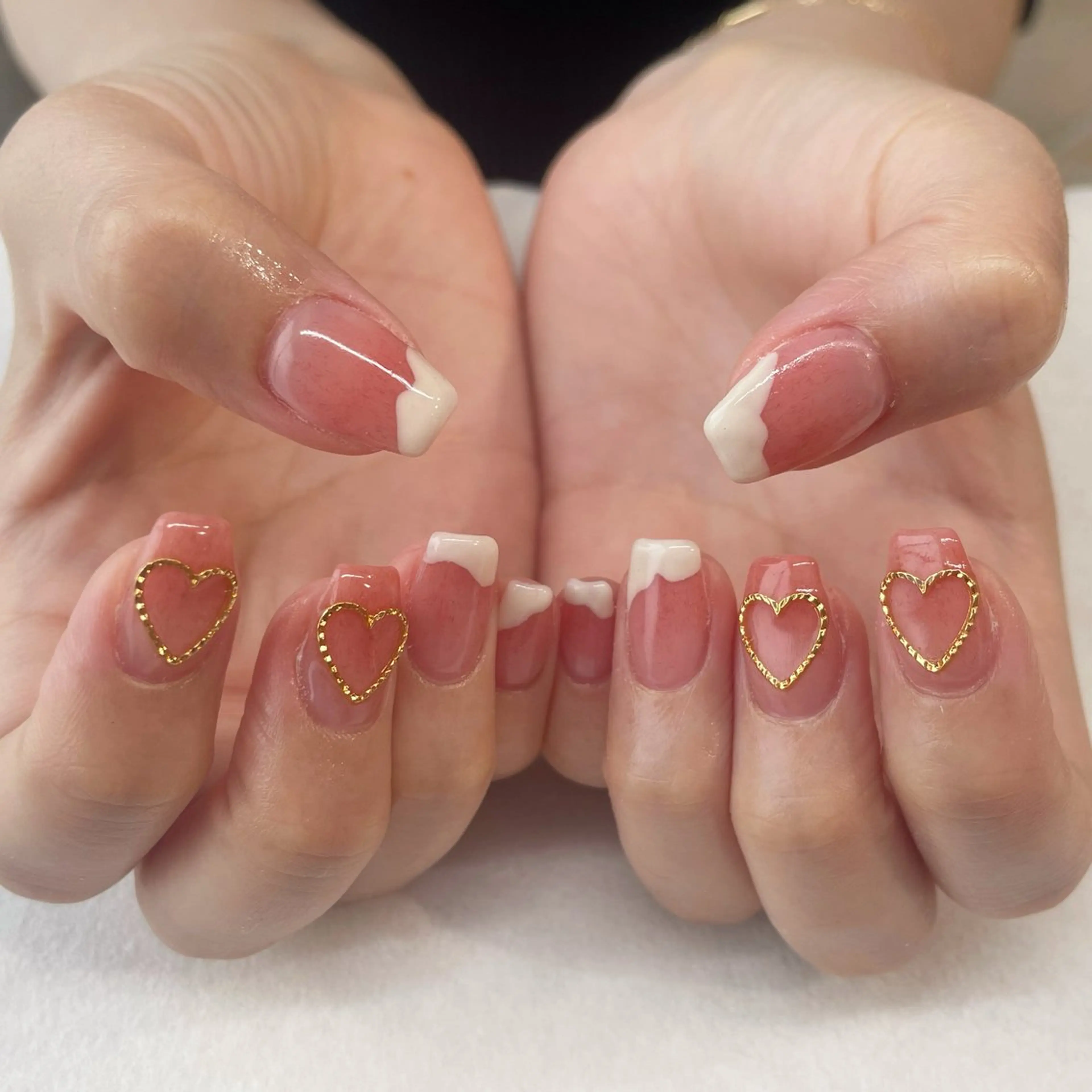 ネイル ハンドネイル 💎🐰 saki. m 🐰💎のネイルデザイン