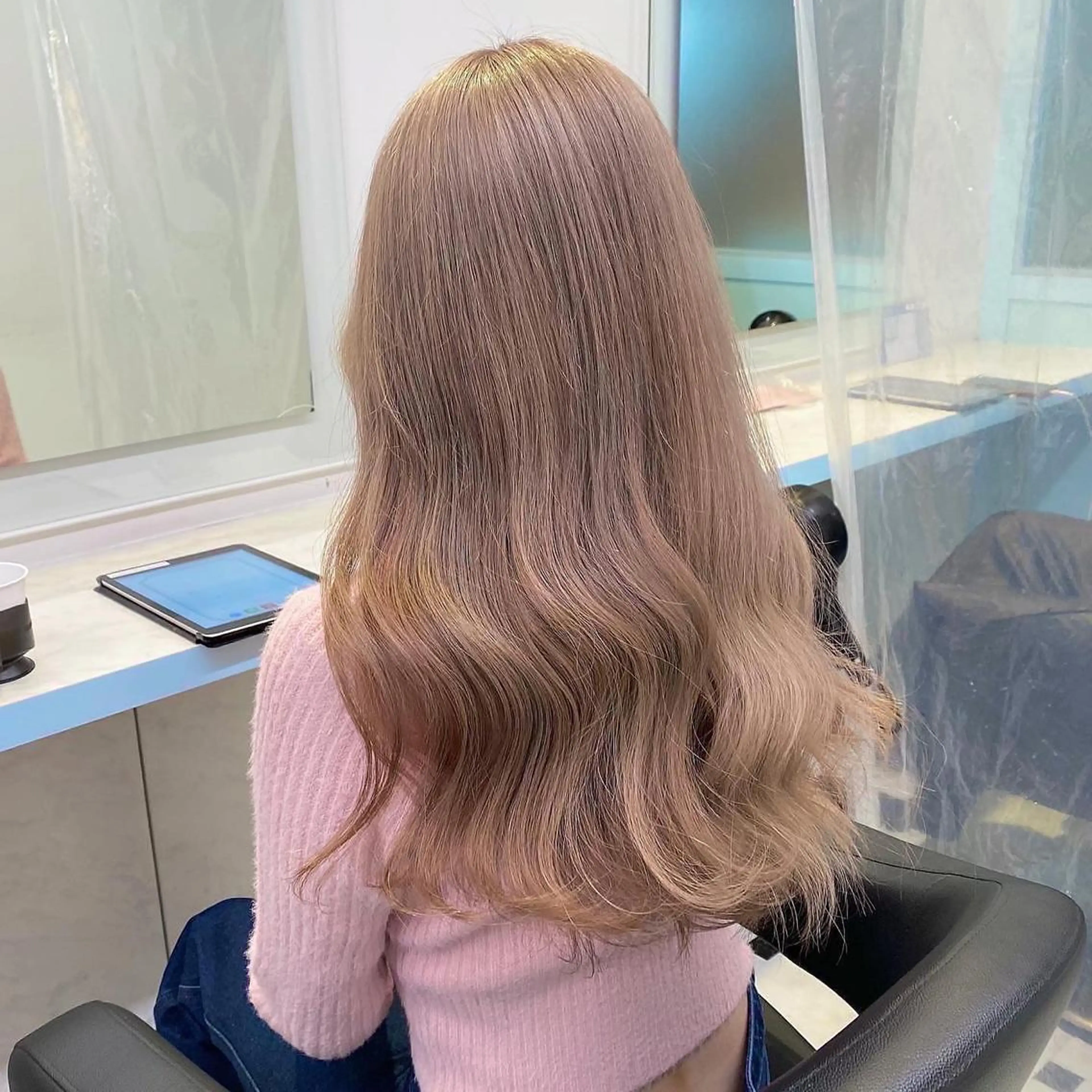 ロング カラー ヘアカラー トリートメント ヘアセット 🪄池袋ハイトーン 🪄ブリーチカラーのヘアスタイル