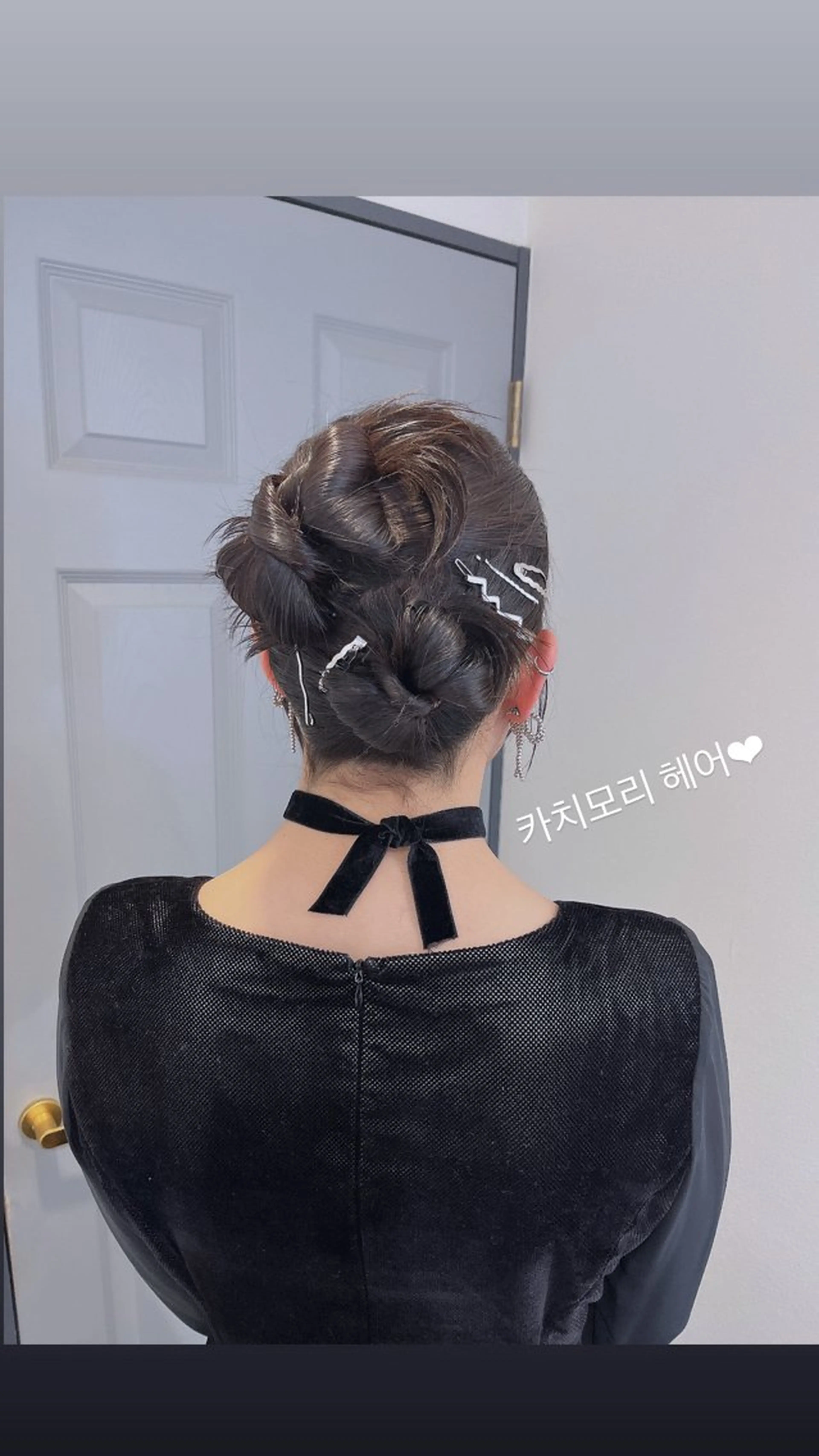 ミディアム ヘアセット 緒方 つばさのヘアスタイル