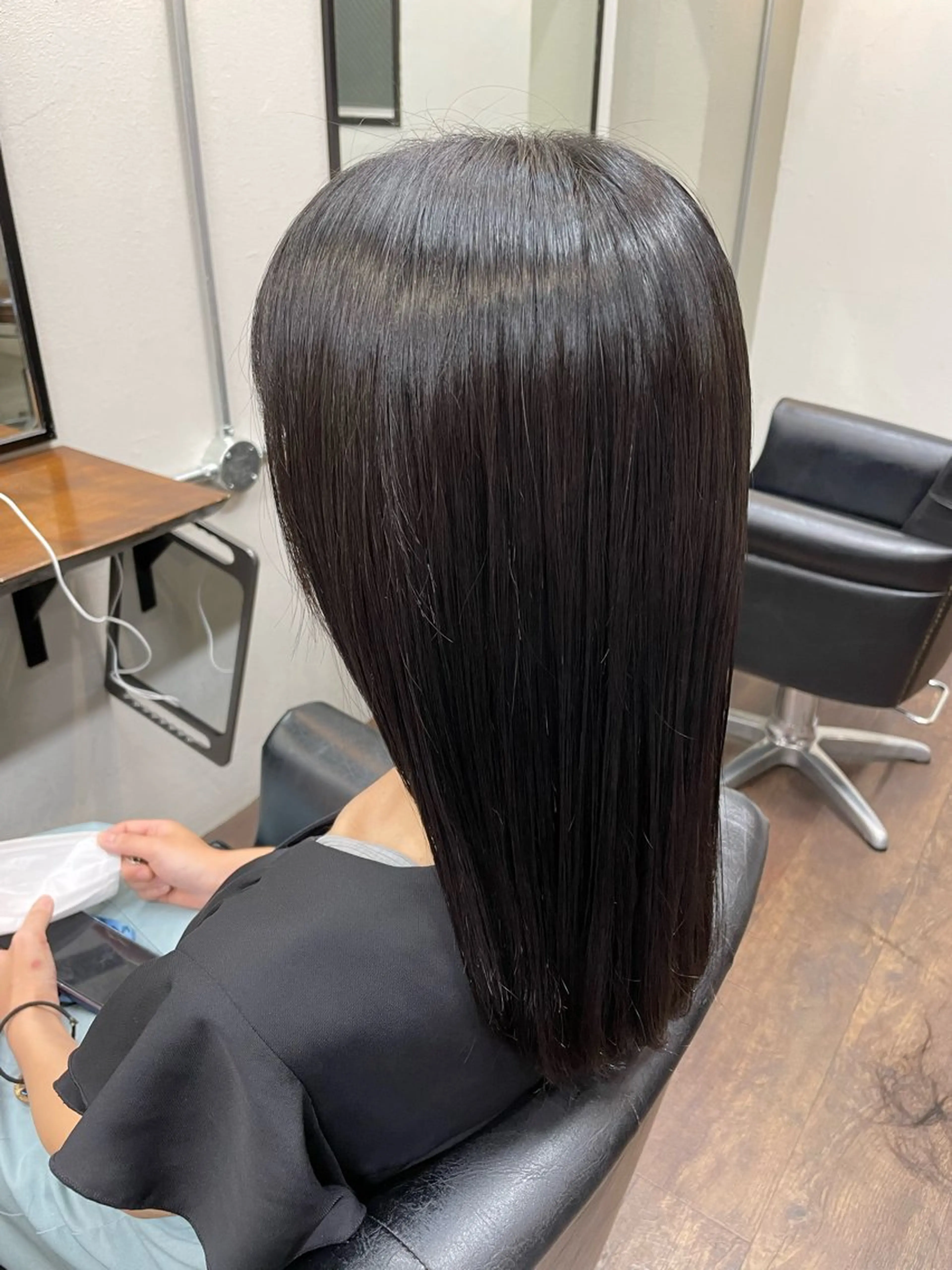 セミロング すみとも るなのヘアスタイル