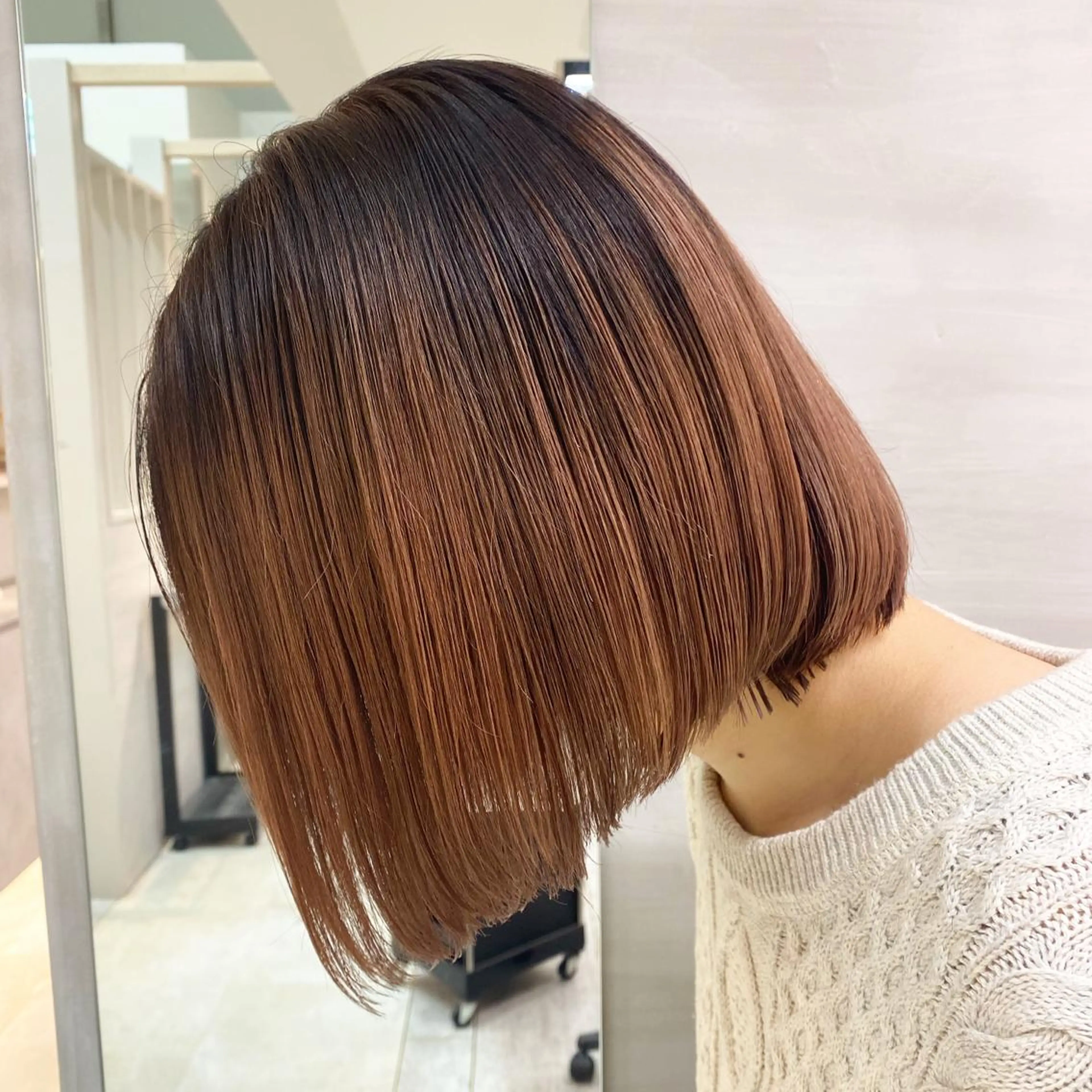 ショート 前下がりボブ ショートボブ ボブ くびれヘア 似合わせカット 木原良 (キハラ リョウ)のヘアスタイル