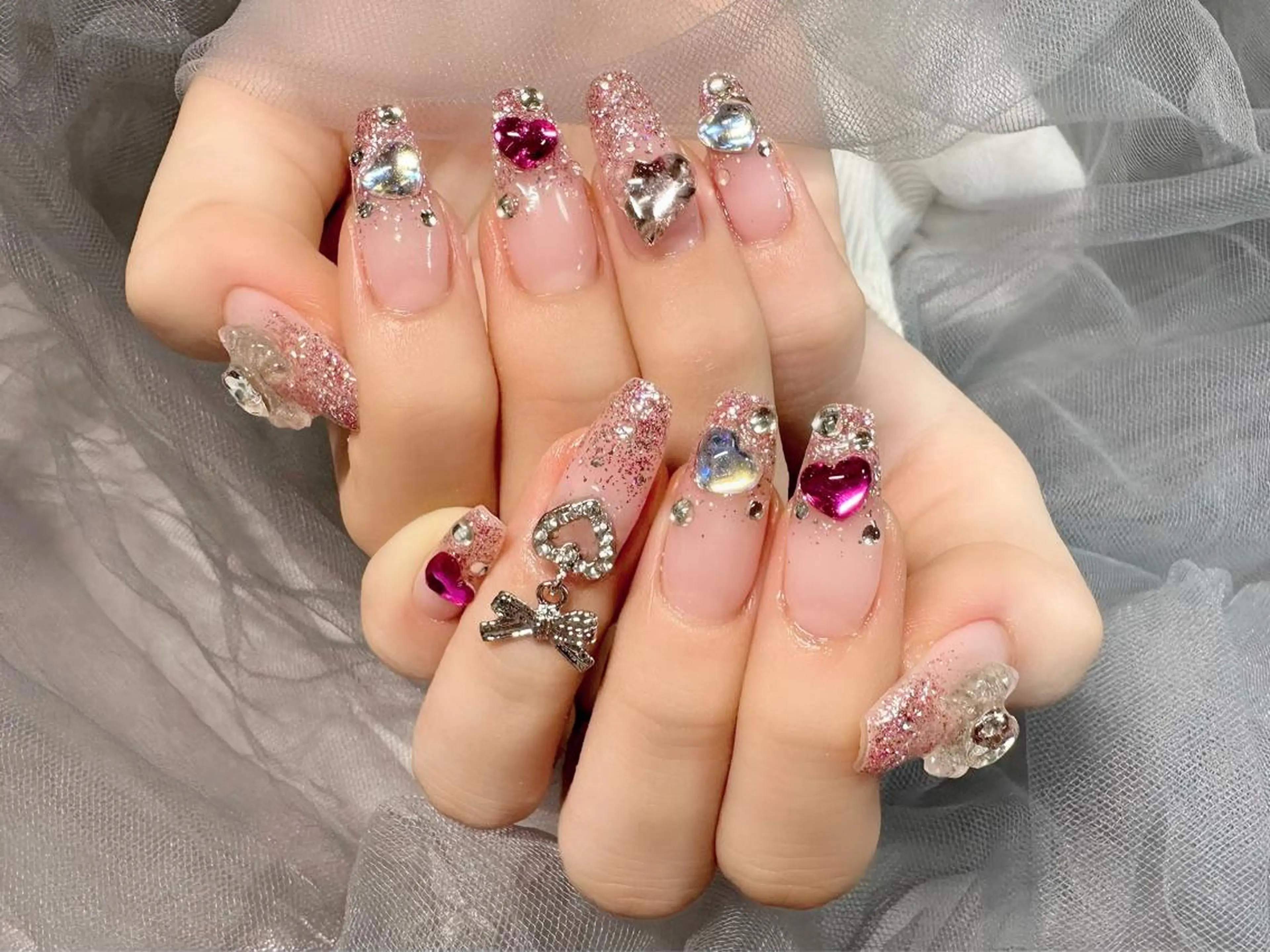 ネイル ラメ(グリッター) ラメグラデーション ピンク ハンドネイル KURELLY所属・Nail Salon KURELLYのネイルデザイン