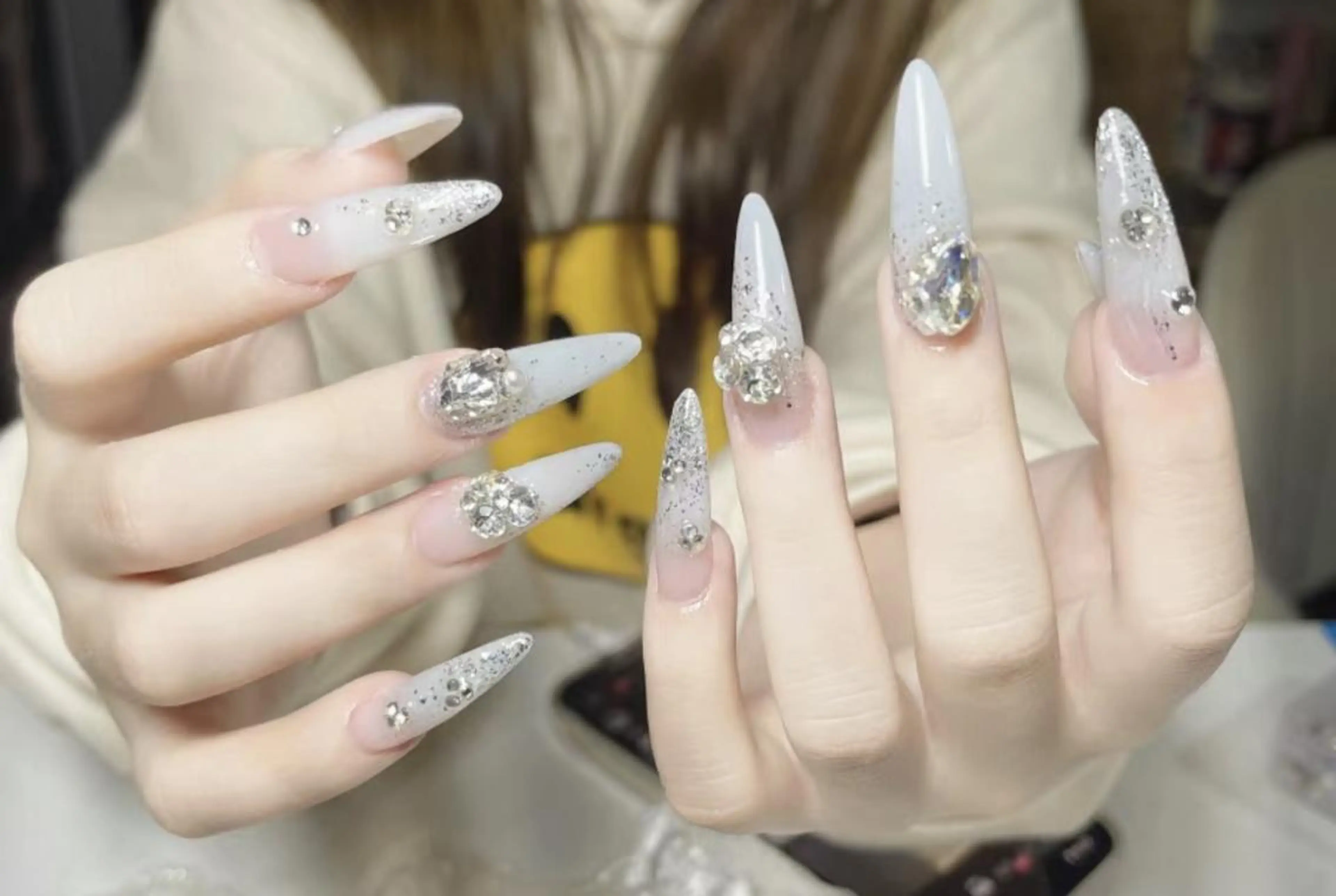 ネイル VIVIAN エイのネイルデザイン