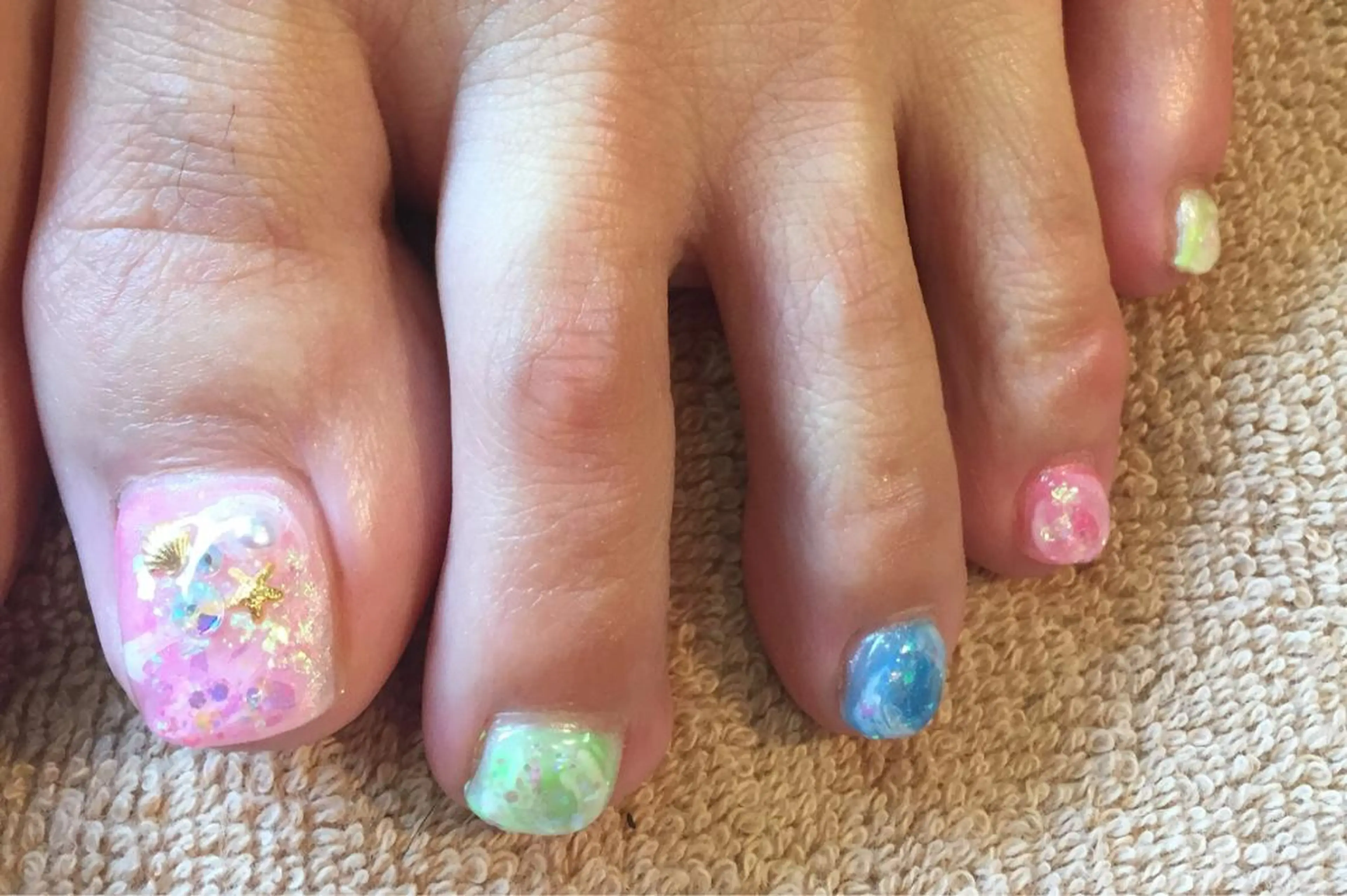 ネイル a yakaのネイルデザイン