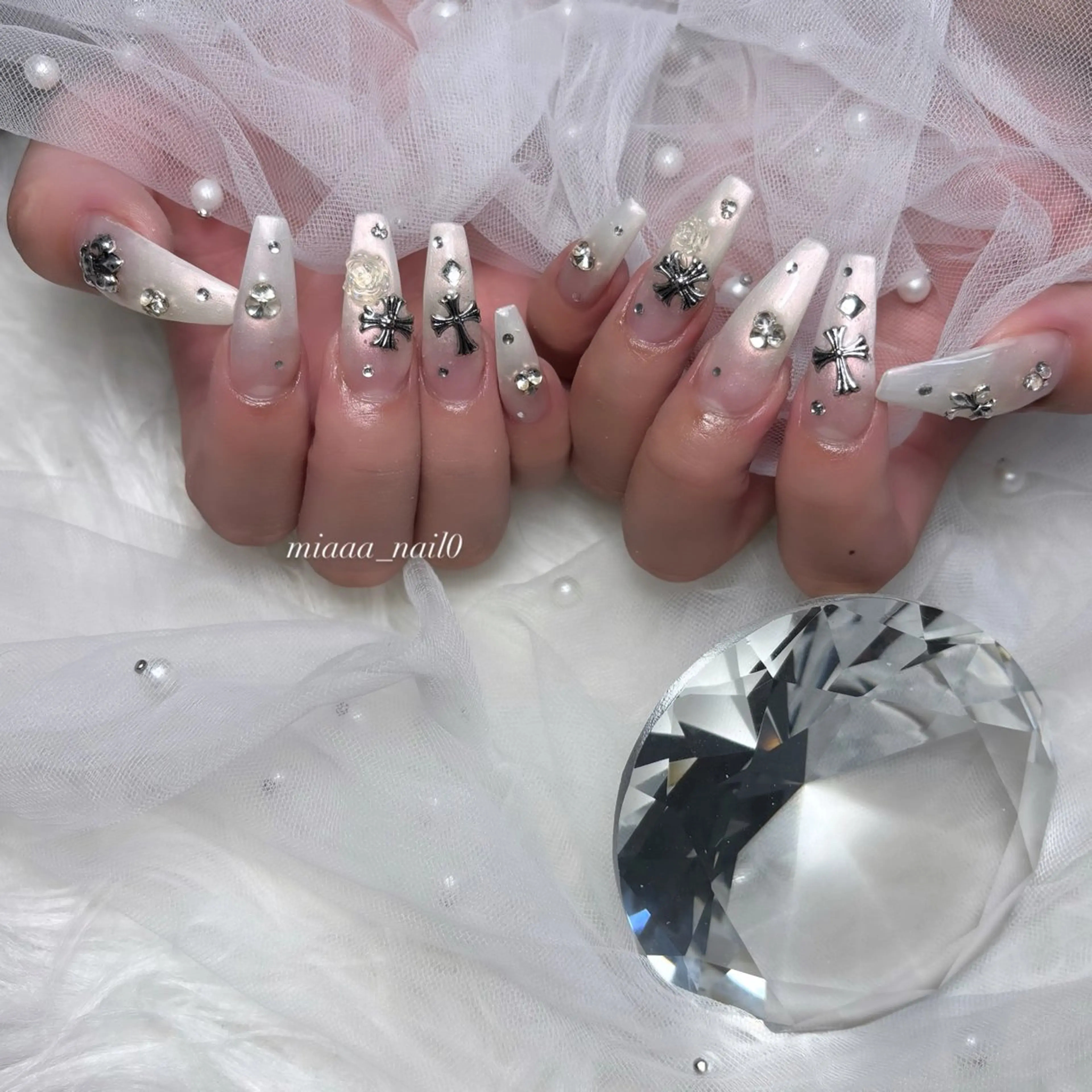 ネイル M  NAIL所属・Mia'nail 👄のネイルデザイン