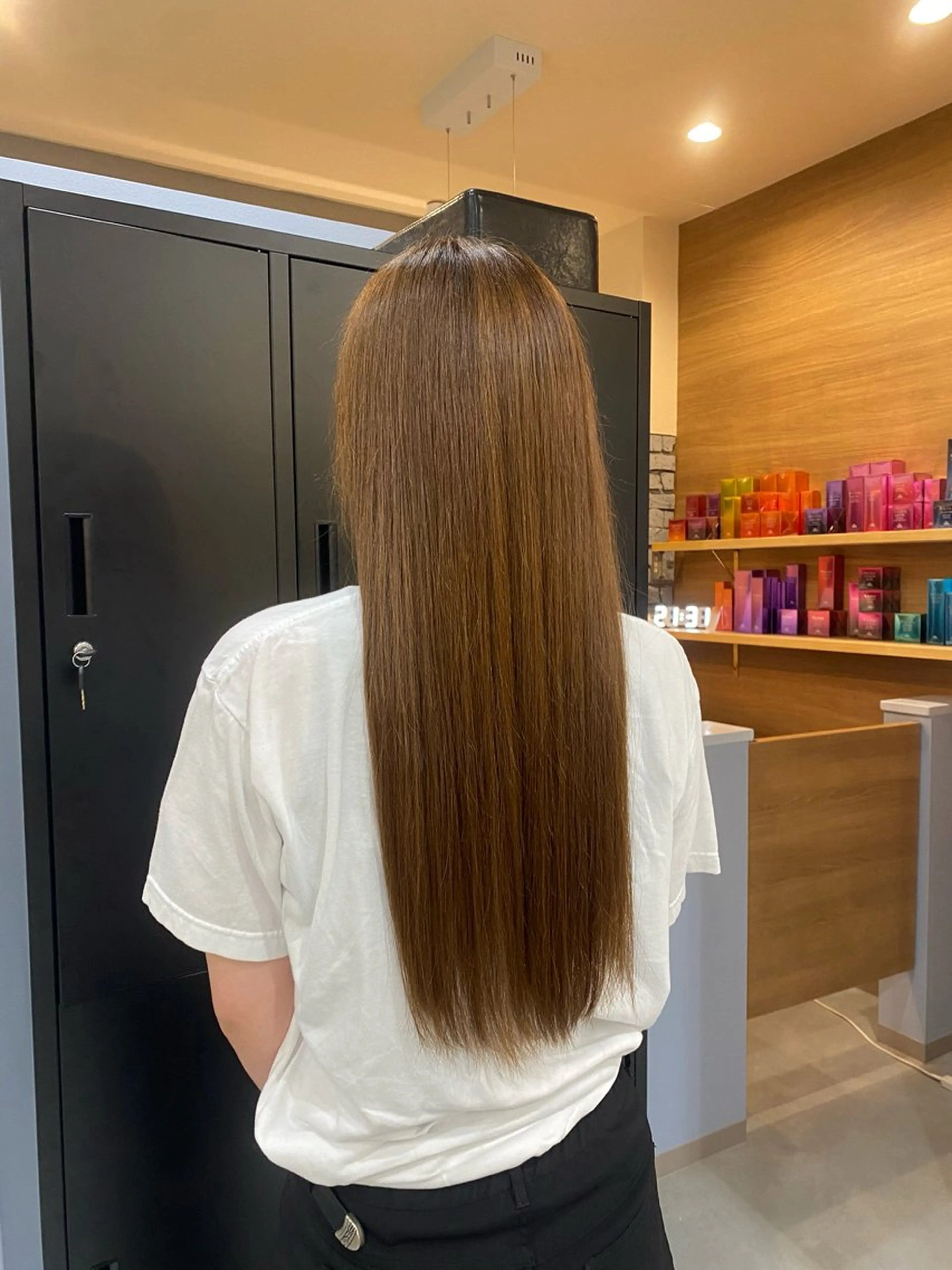 ロング カラー ブリーチ ブラウンカラー ブリーチなしカラー 髪質改善 ロング ✨艶感カラー💫 髪質改善🫧のヘアスタイル