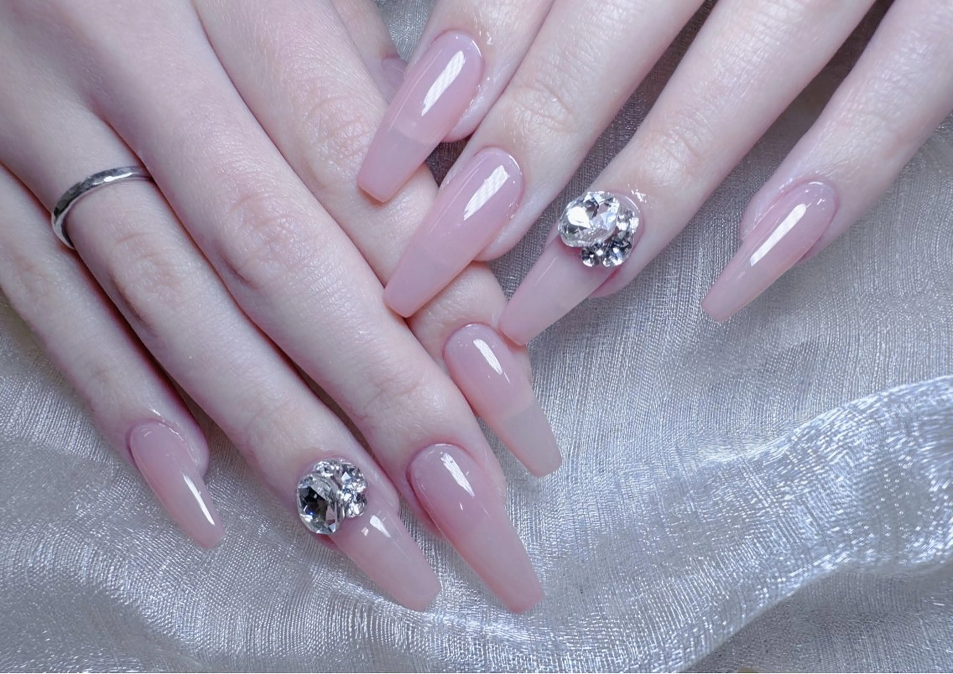 ネイル ハンドネイル ハンドケア Moci Nail Salonのネイルデザイン