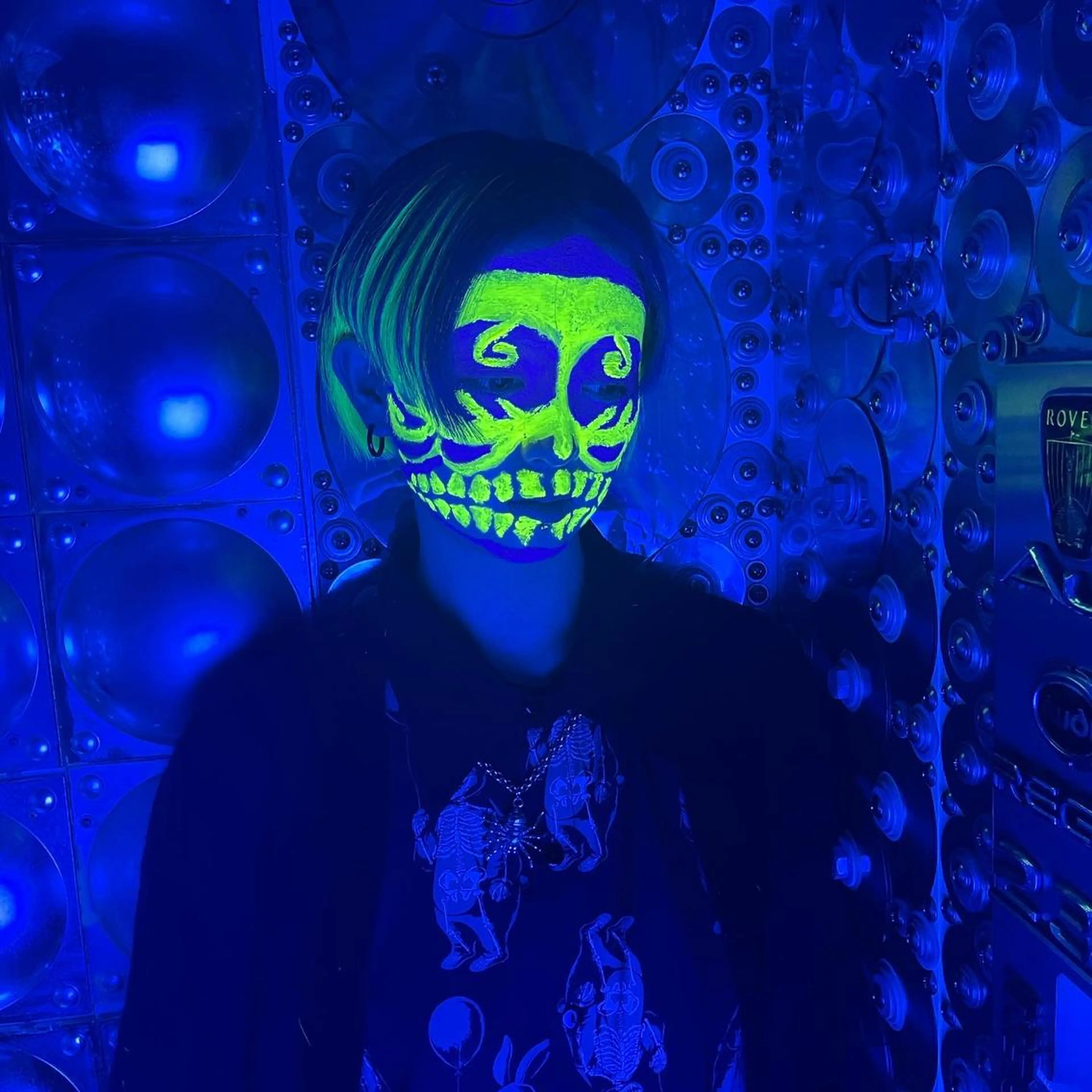 ショート カラー ヘアアレンジ マツエク・マツパ ハロウィン haco+所属・🌈派手髪エクステ ブレイズ🌈ひろとのヘアスタイル