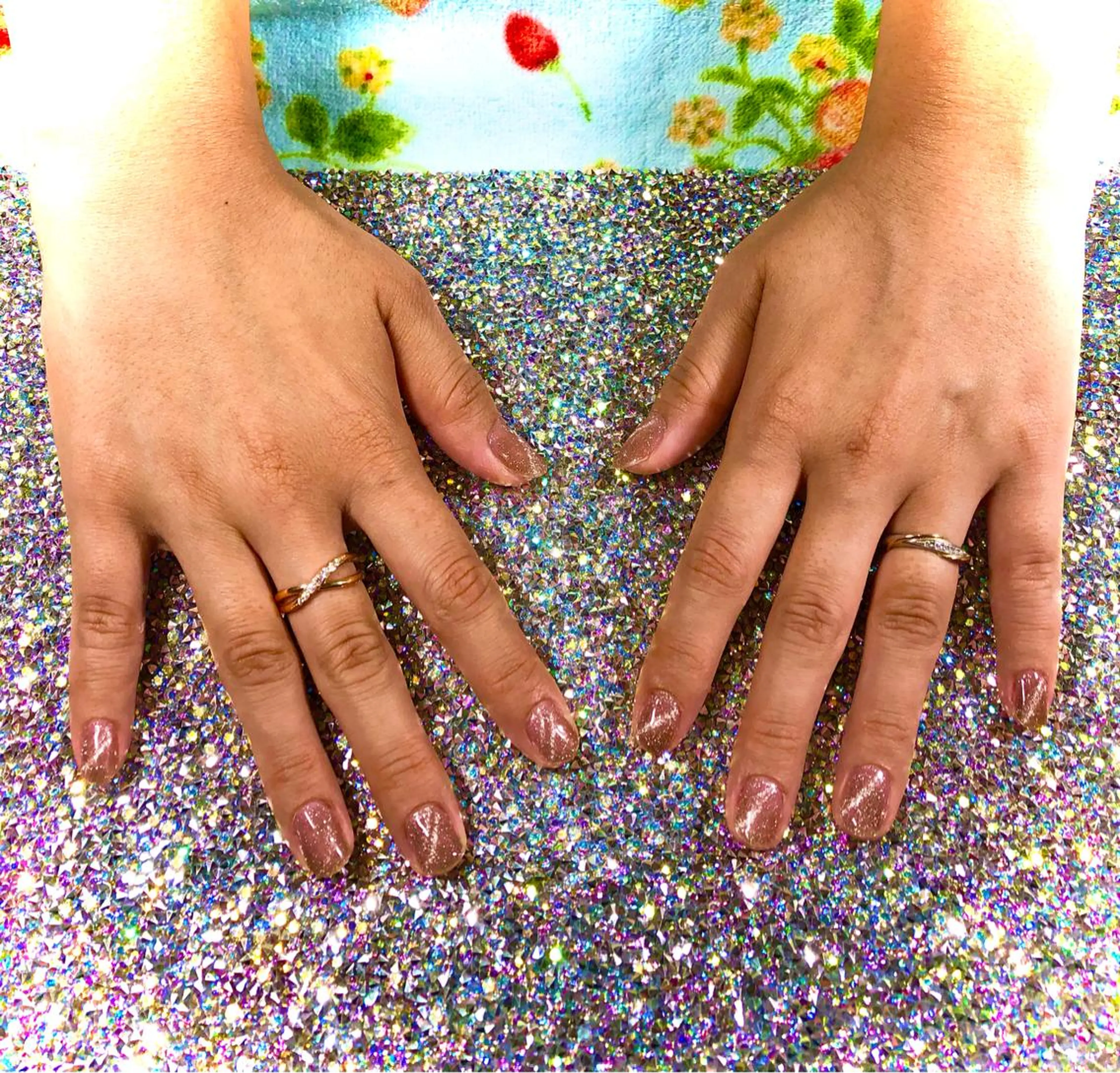 ネイル ゴールド ラメ(グリッター) マグネットネイル ハンドネイル Tairacchi ﾀｲﾗｯﾁのエステ・リラクイメージ