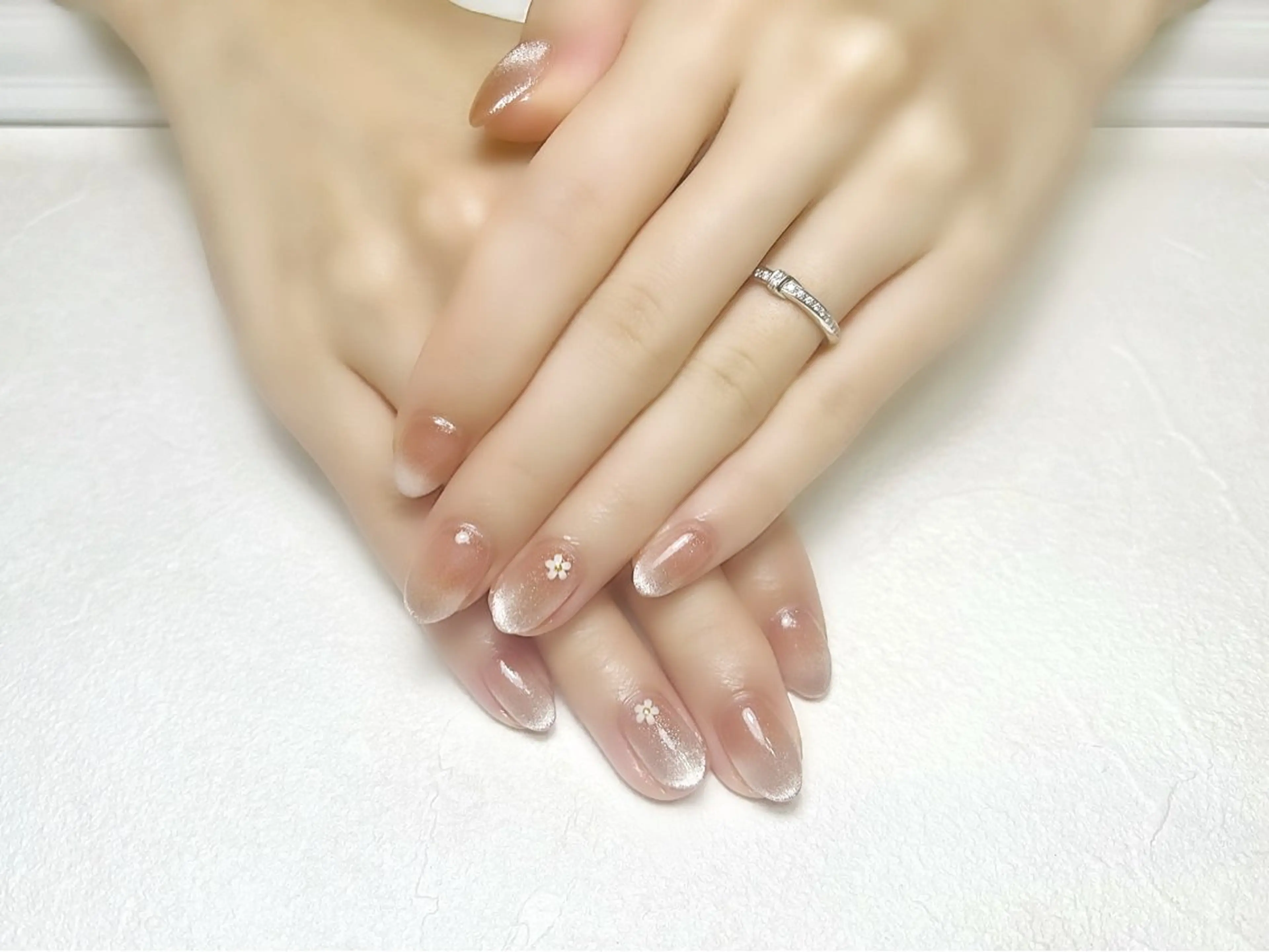 ネイル マグネットネイル オフィスネイル ワンカラーネイル 夏ネイル rouse nail RISATOのネイルデザイン