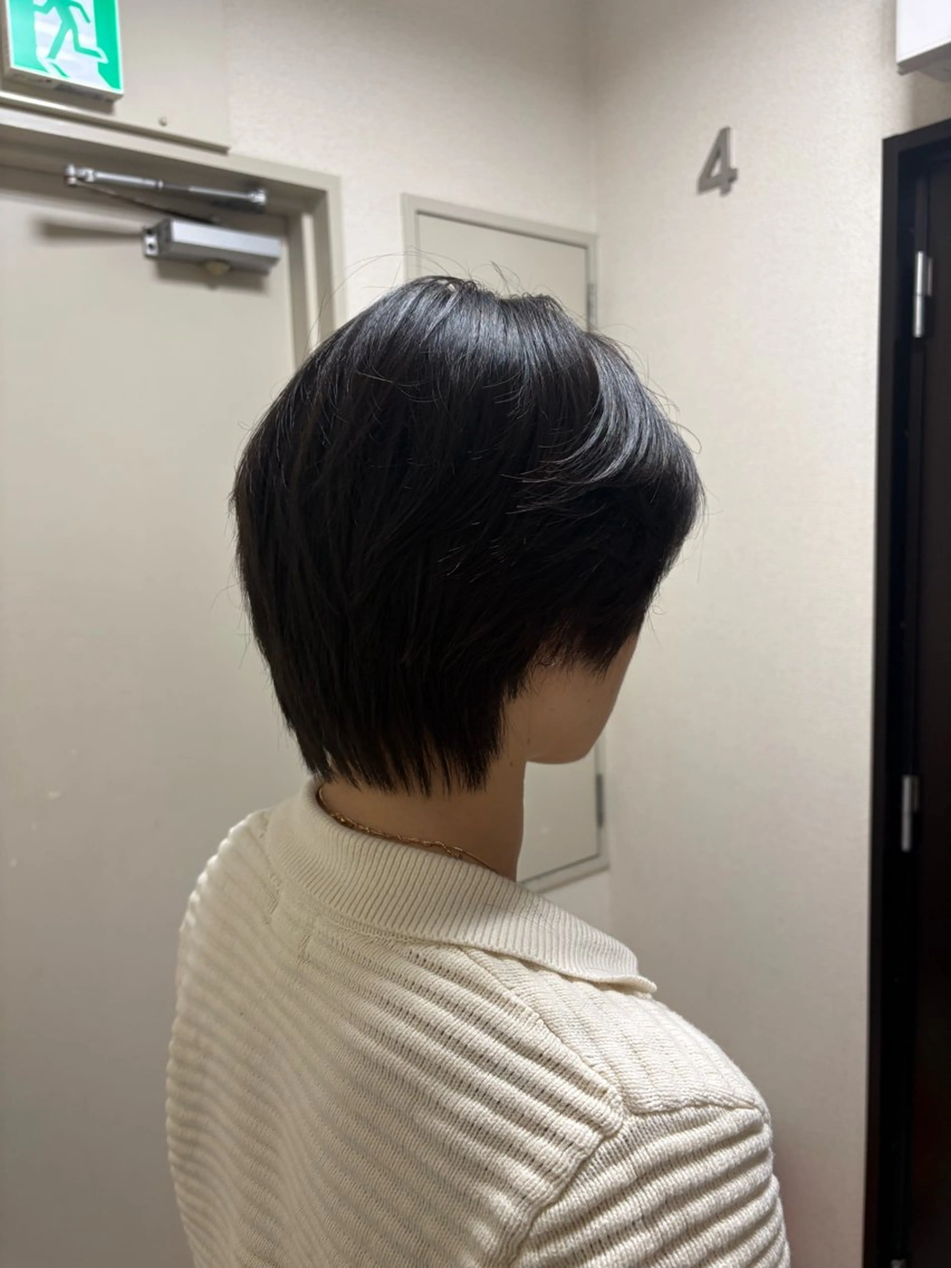 ショート ALBUM ACADEMY 清水のヘアスタイル