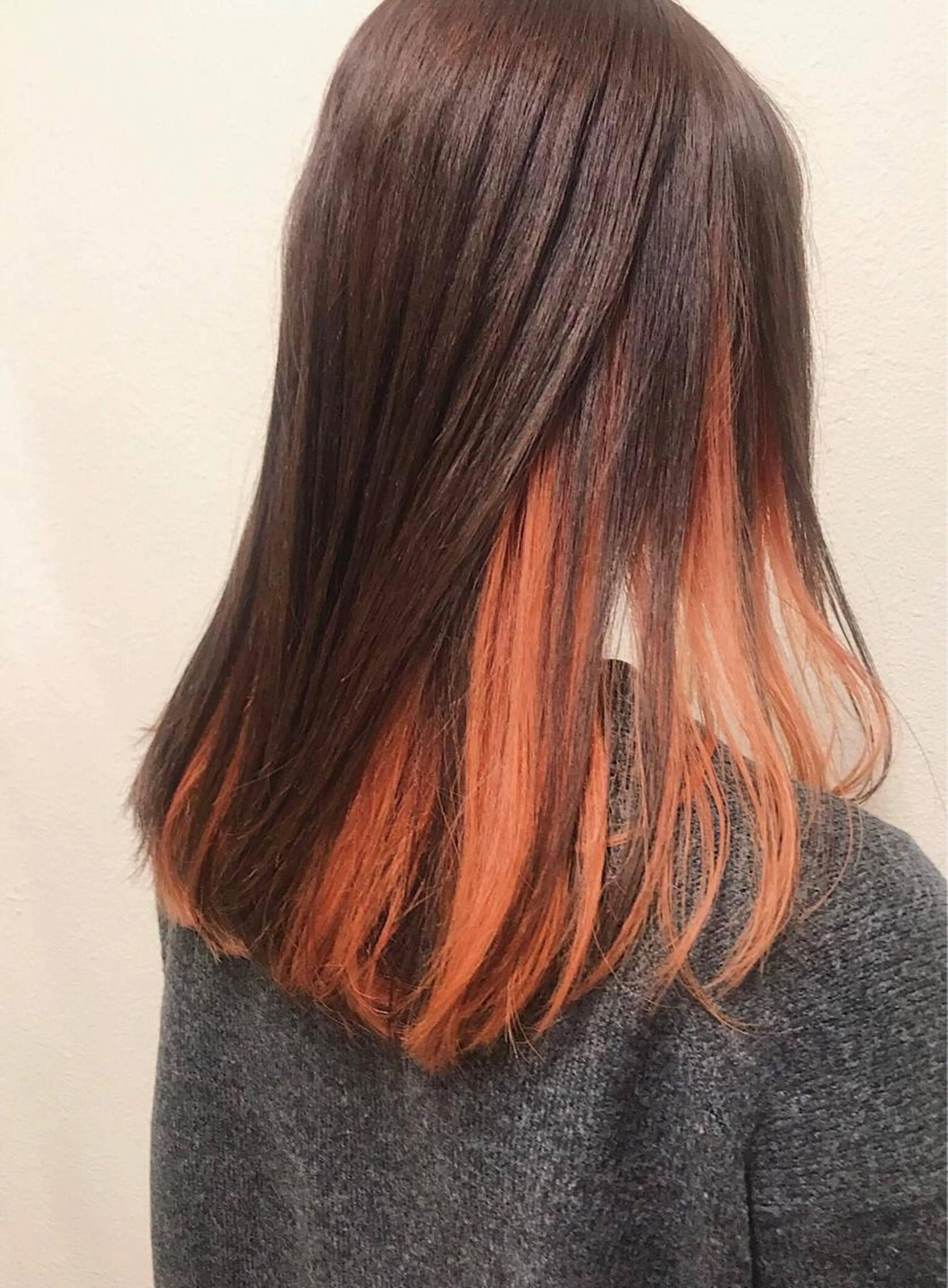 【初回限定】カット+インナーカラー(SNS用撮影モデル、顔出し可能な方のみ)の写真