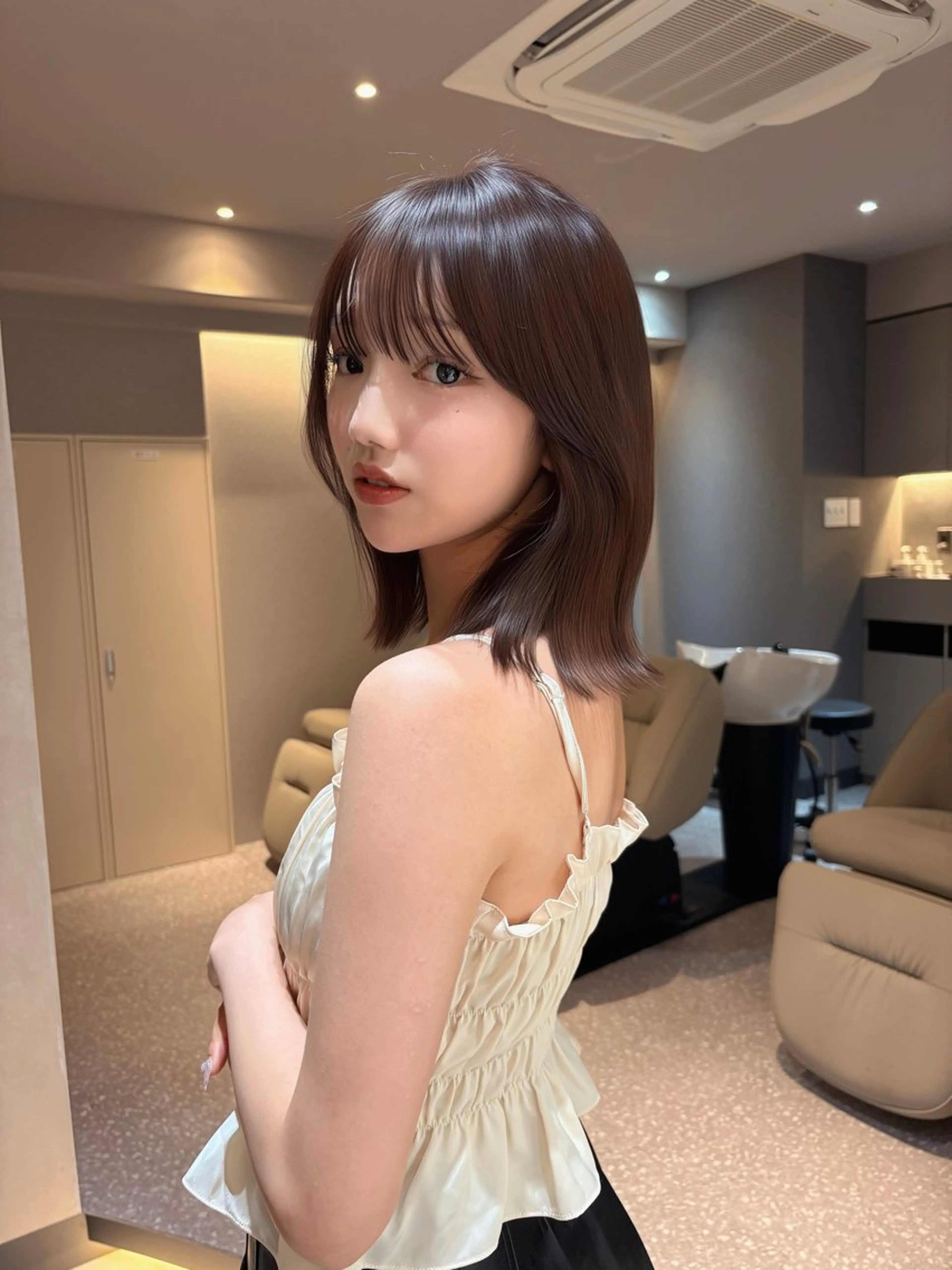 ミディアム カラー ボブ特化型美容師/赤 み消しカラー/ももかのヘアスタイル