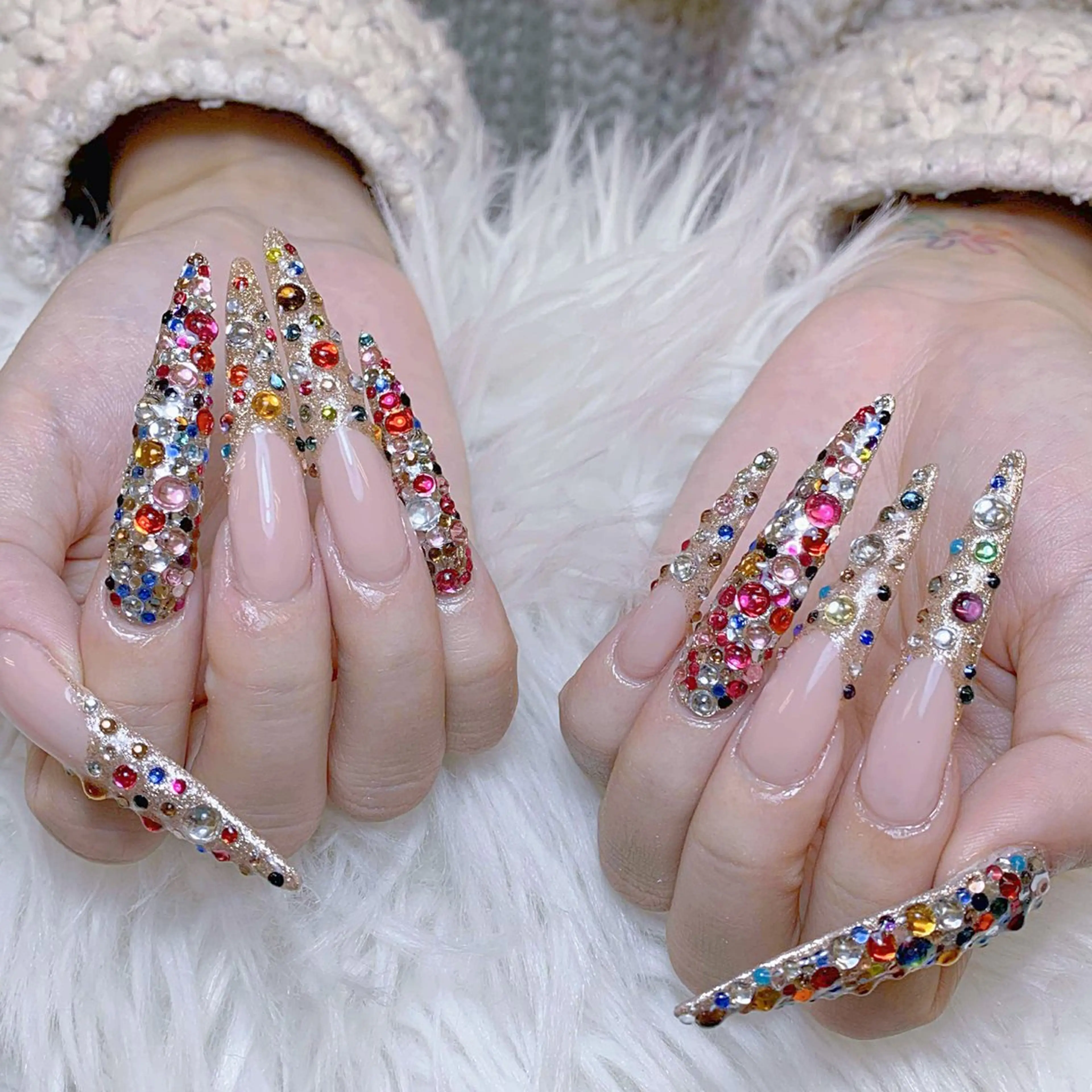 ネイル ゴテゴテ ネイルのネイルデザイン