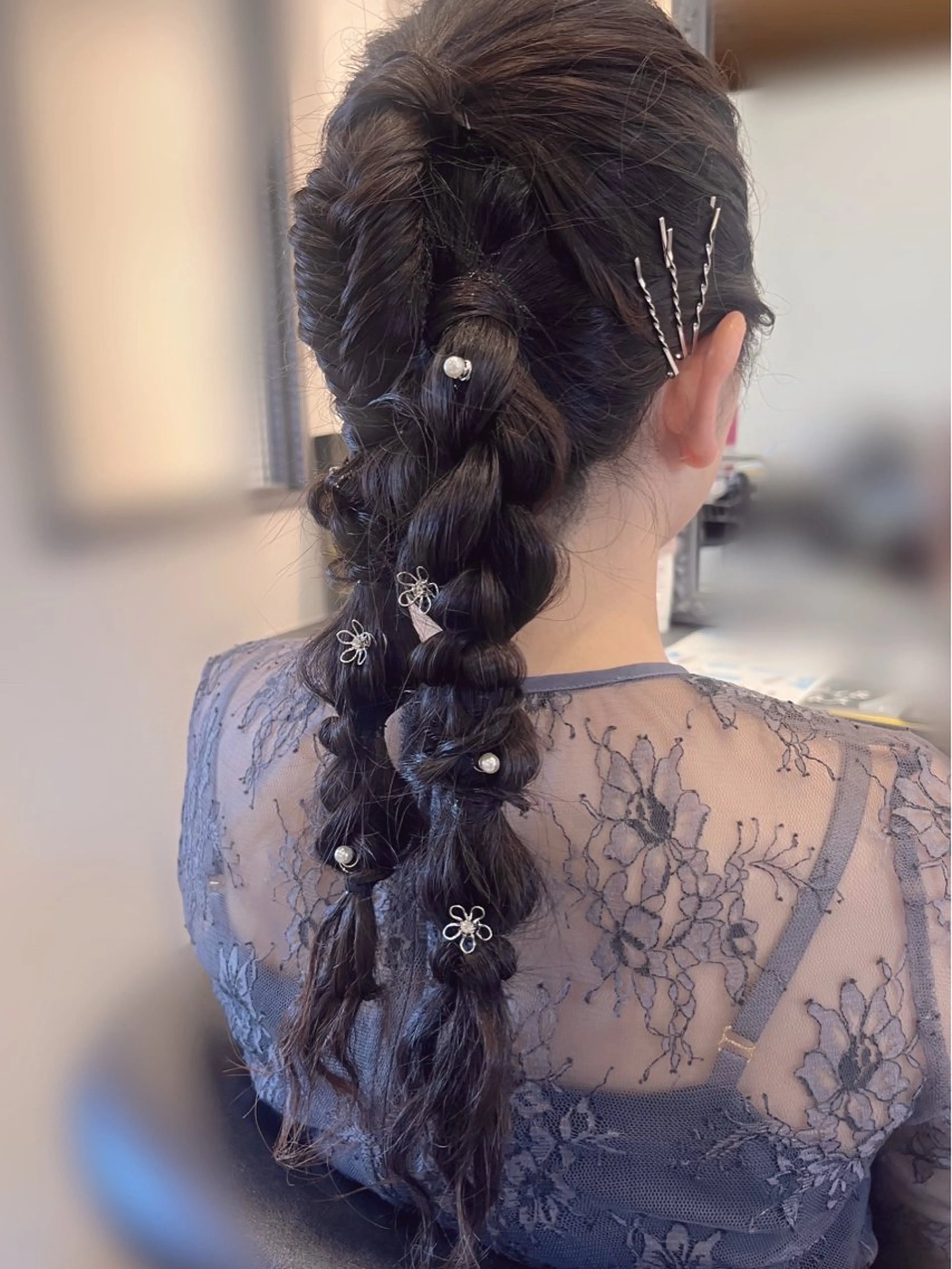 ヘアアレンジ 髪質改善美容室Qin hair所属・【女性限定】 👑hanaのヘアスタイル