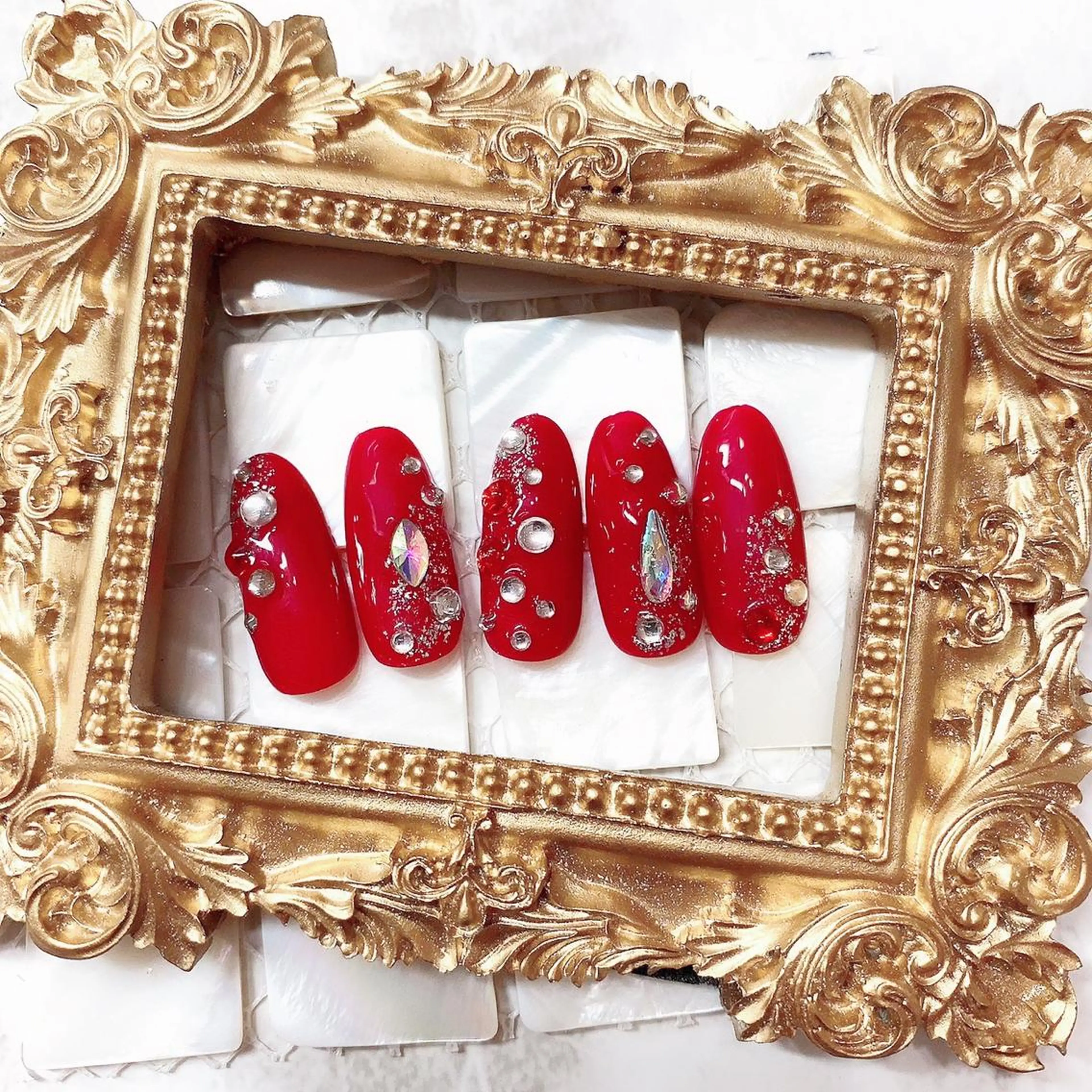 ネイル ハンドネイル マジックミラー所属・マジック ミラーのネイルデザイン