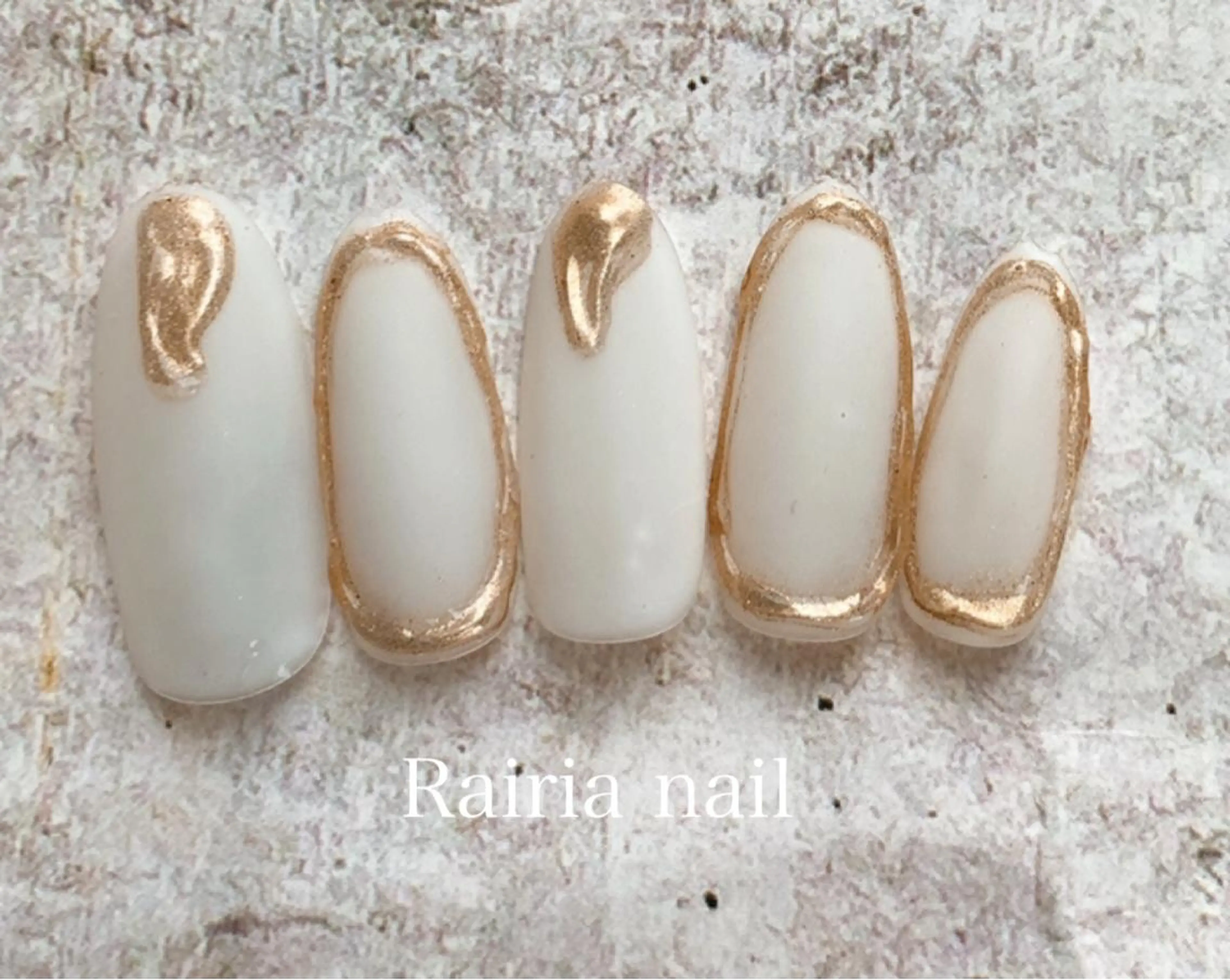 ネイル アートネイル ミラーネイル ニュアンスネイル Rairia nail本八幡店のネイルデザイン