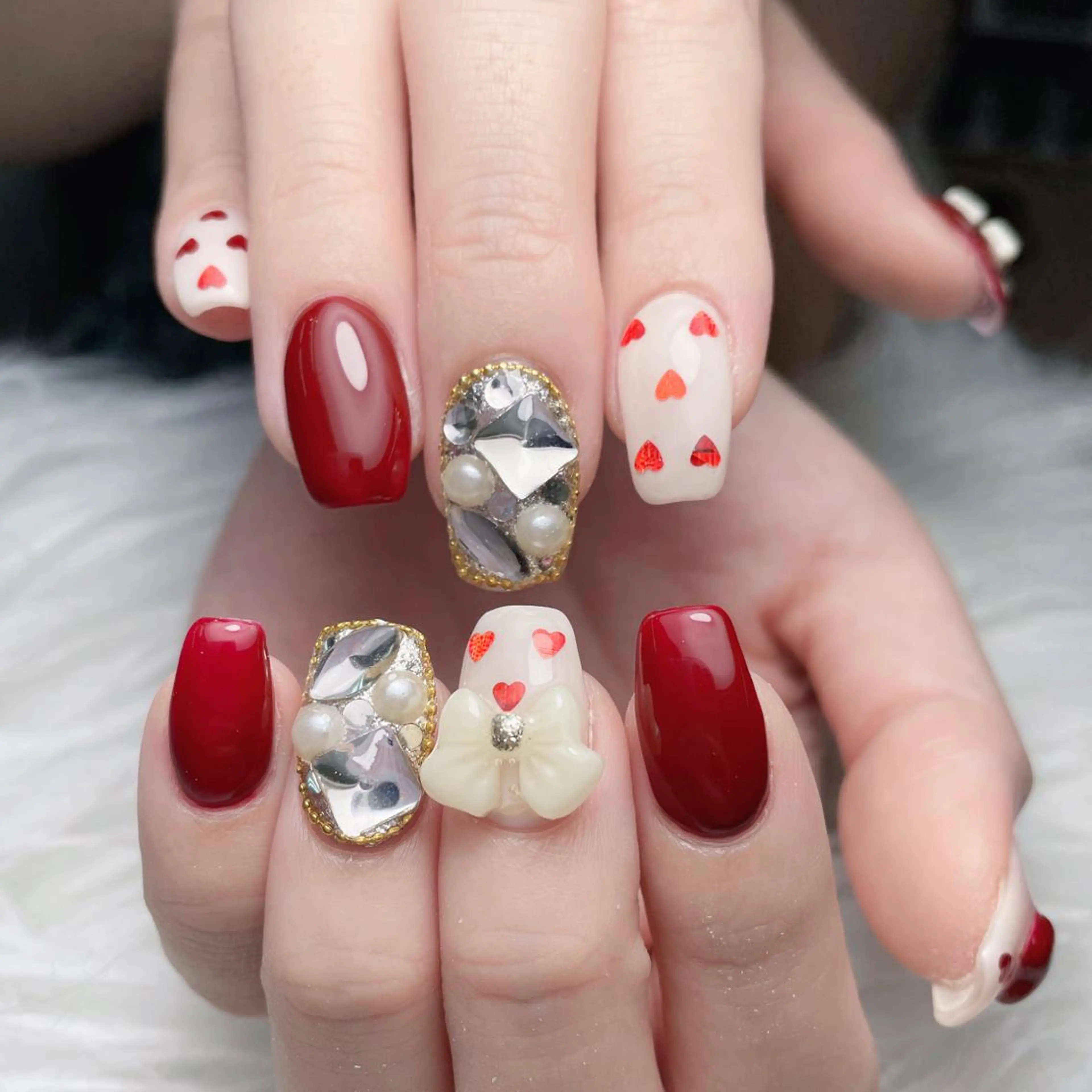 ネイル フレンチネイル ハート 韓国ネイル ミラーネイル リボン Melody Nail所属・Melody  3D/スカルプ専門店のネイルデザイン