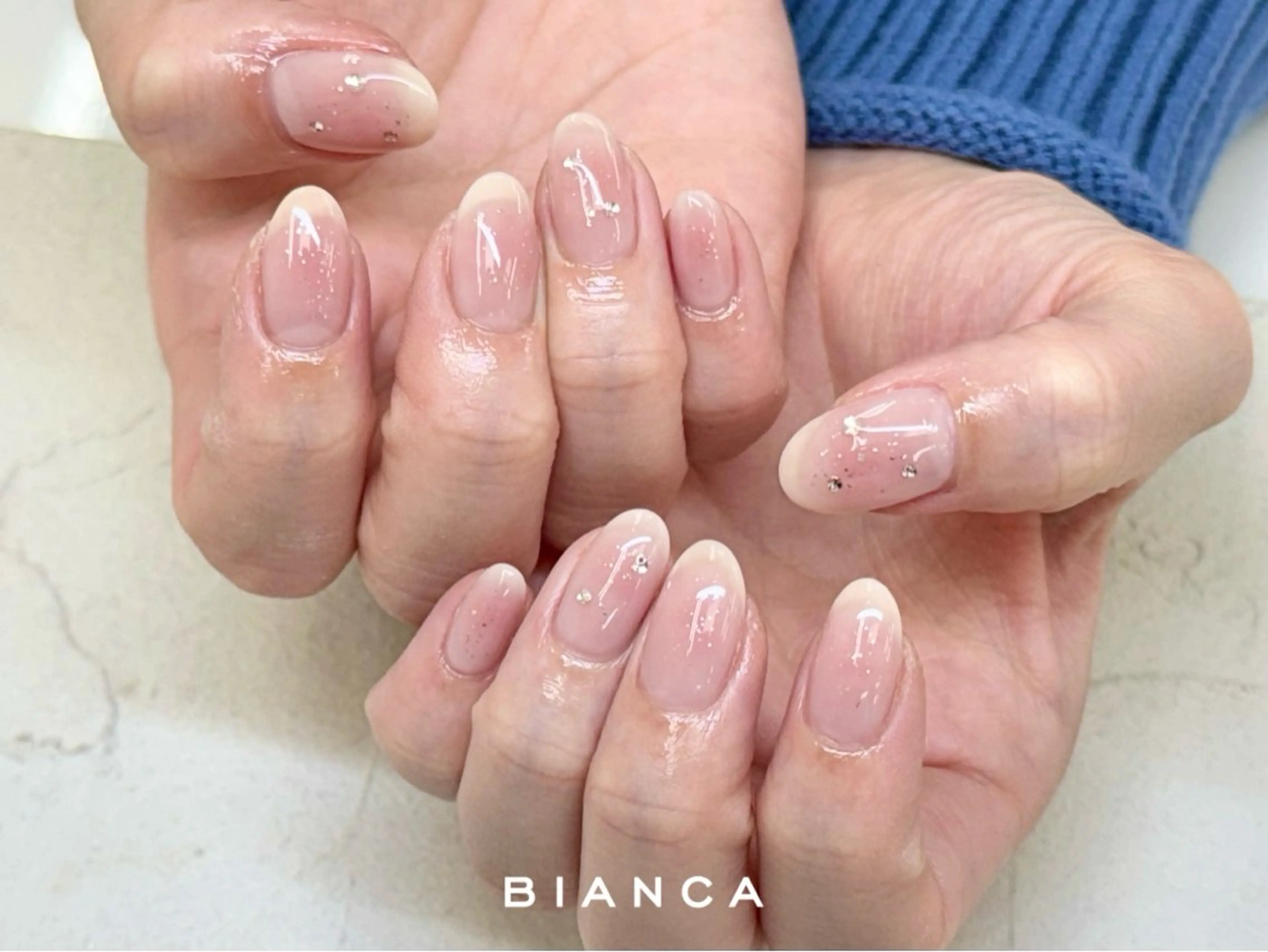 ネイル チークネイル フラッシュネイル フレンチネイル ジェルネイル グラデーション ハンドネイル ネイルサロンビアンカ 大宮店長 モリサワのネイルデザイン
