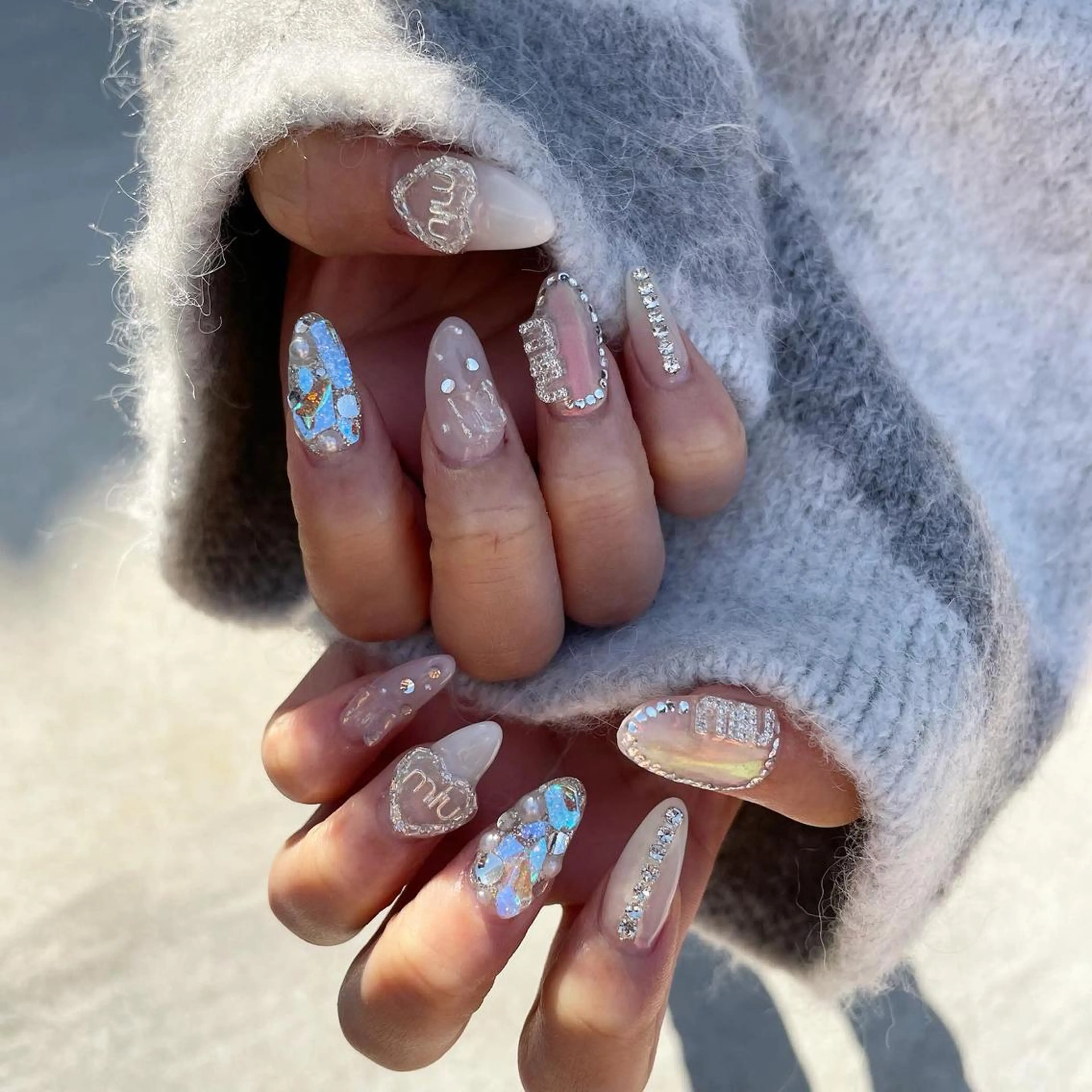 ネイル キラキラネイル ワンホンネイル ハンドネイル Sea  nail by emaのネイルデザイン