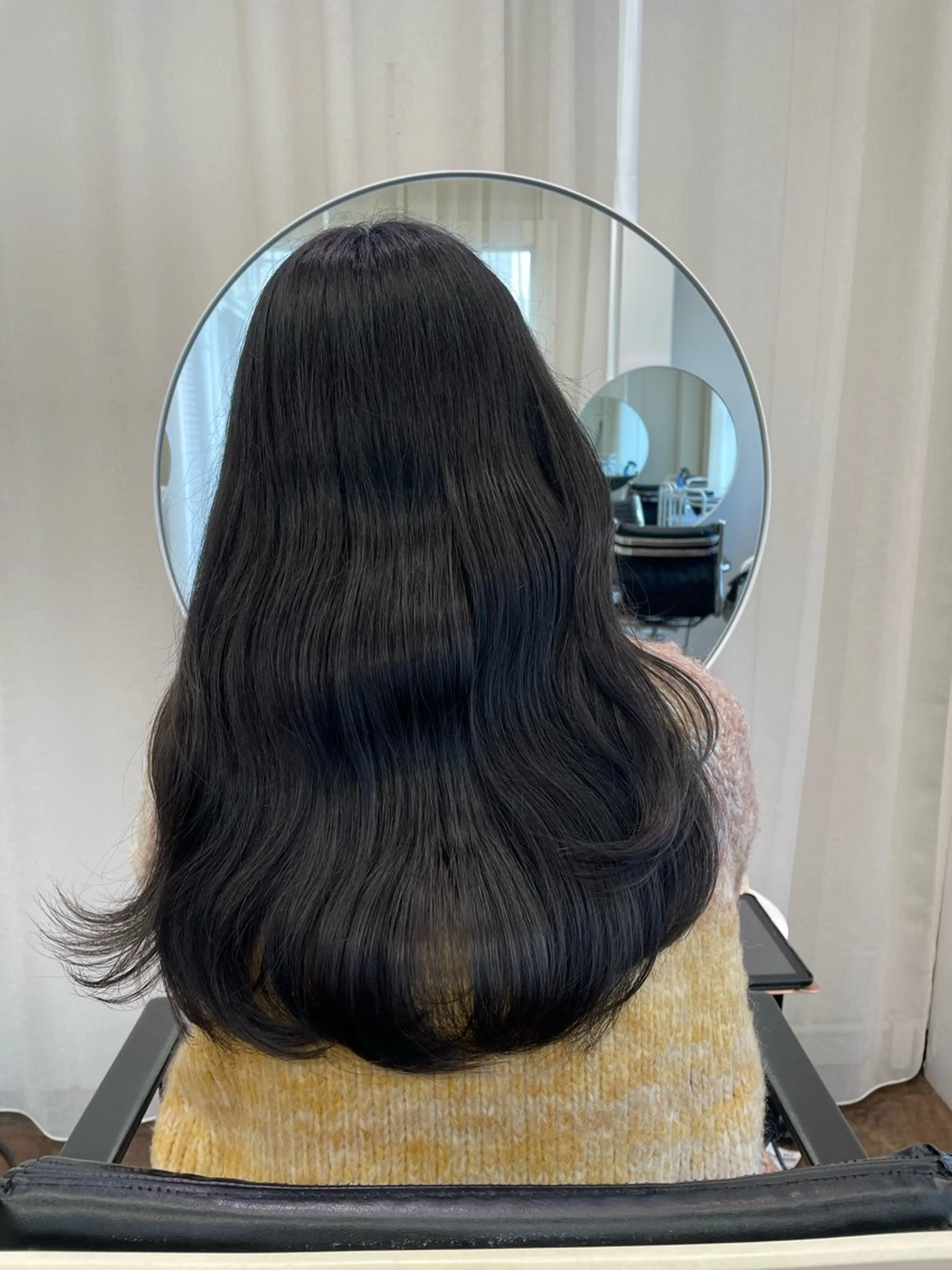 ロング カラー 透明感カラー オリーブグレー トリートメント カット ヘアカラー トリートメント レイヤーカット🎀 kanaのヘアスタイル