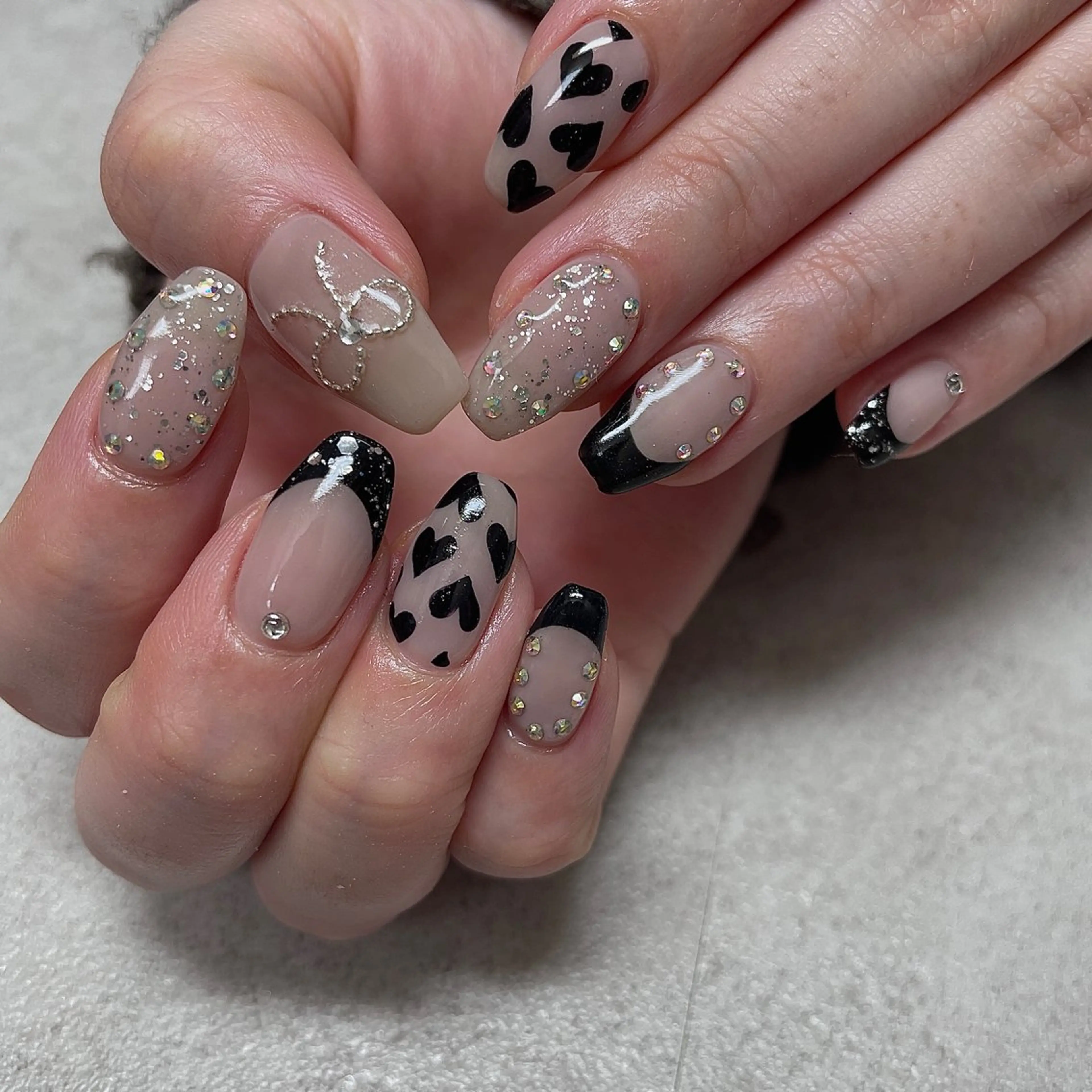 ネイル フレンチネイル ハート キラキラネイル 韓国ネイル ラメ(グリッター) ハンドネイル acs.n所属・ネイル，耳つぼ 風間すみれのその他イメージ