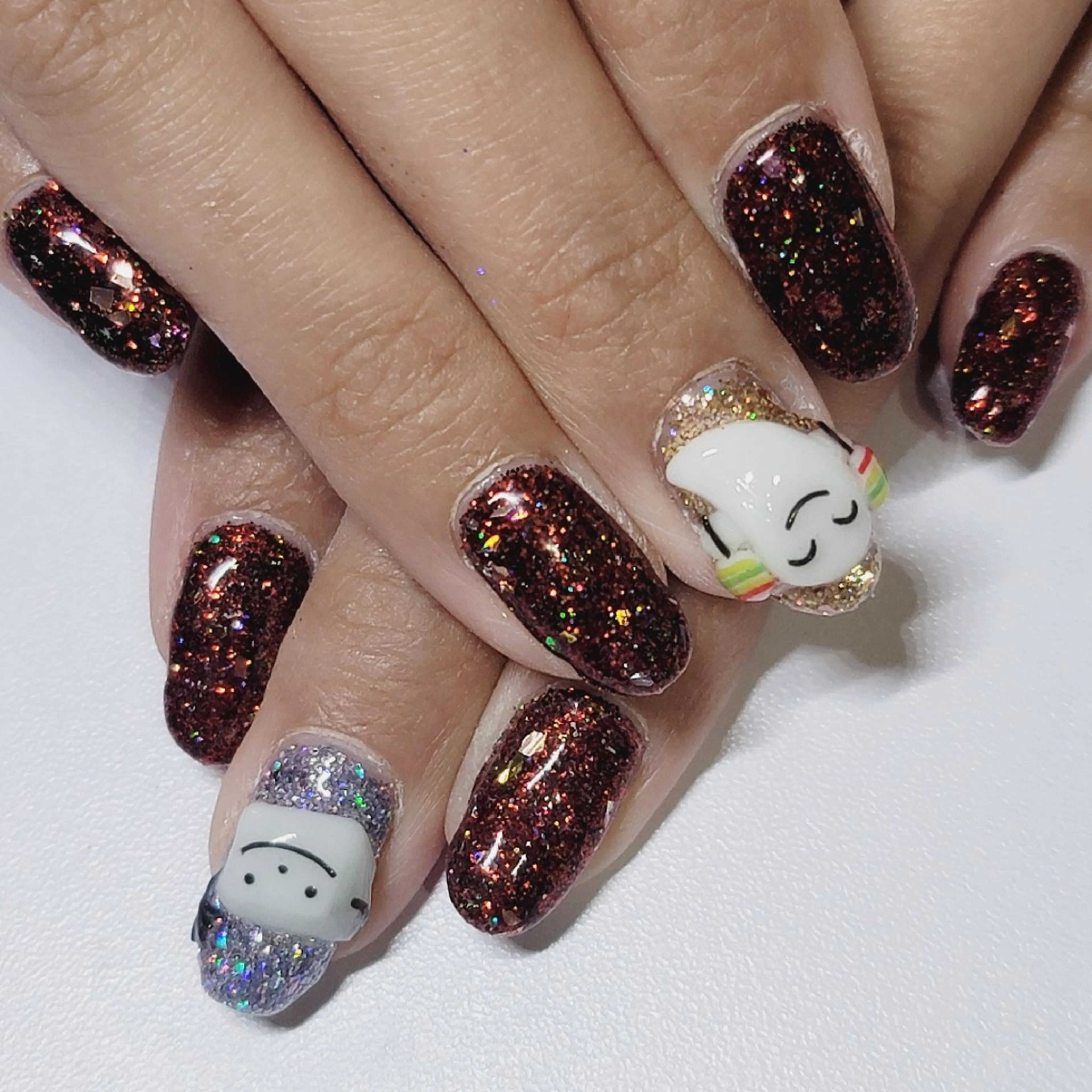 ネイル アートネイル ブルー ボルドー ゴールド ホログラムネイル ハンドネイル よしだ ひろきのネイルデザイン