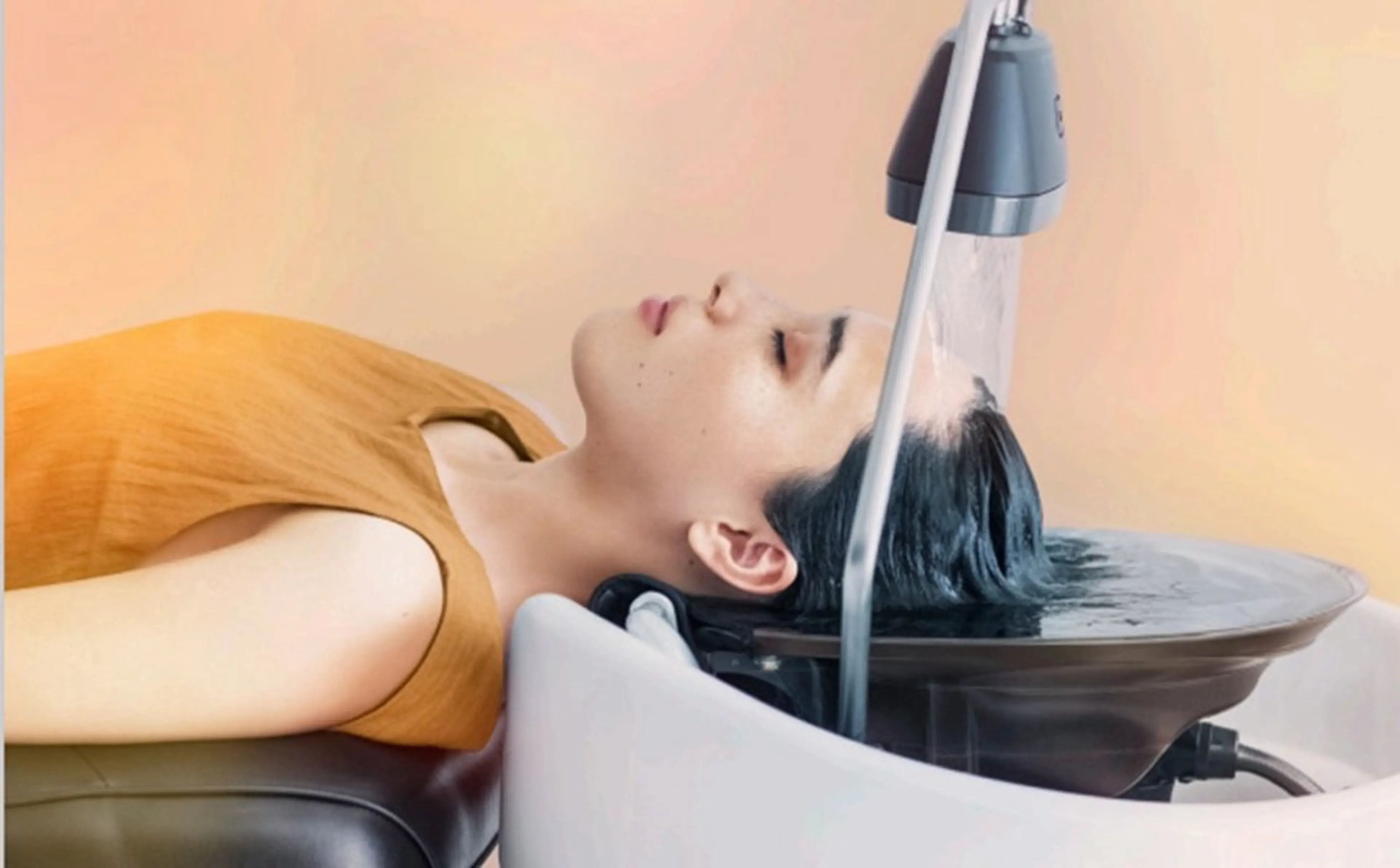 セミロング makoto⌇レイヤ ー⌇艶カラー🍒‎のヘアスタイル