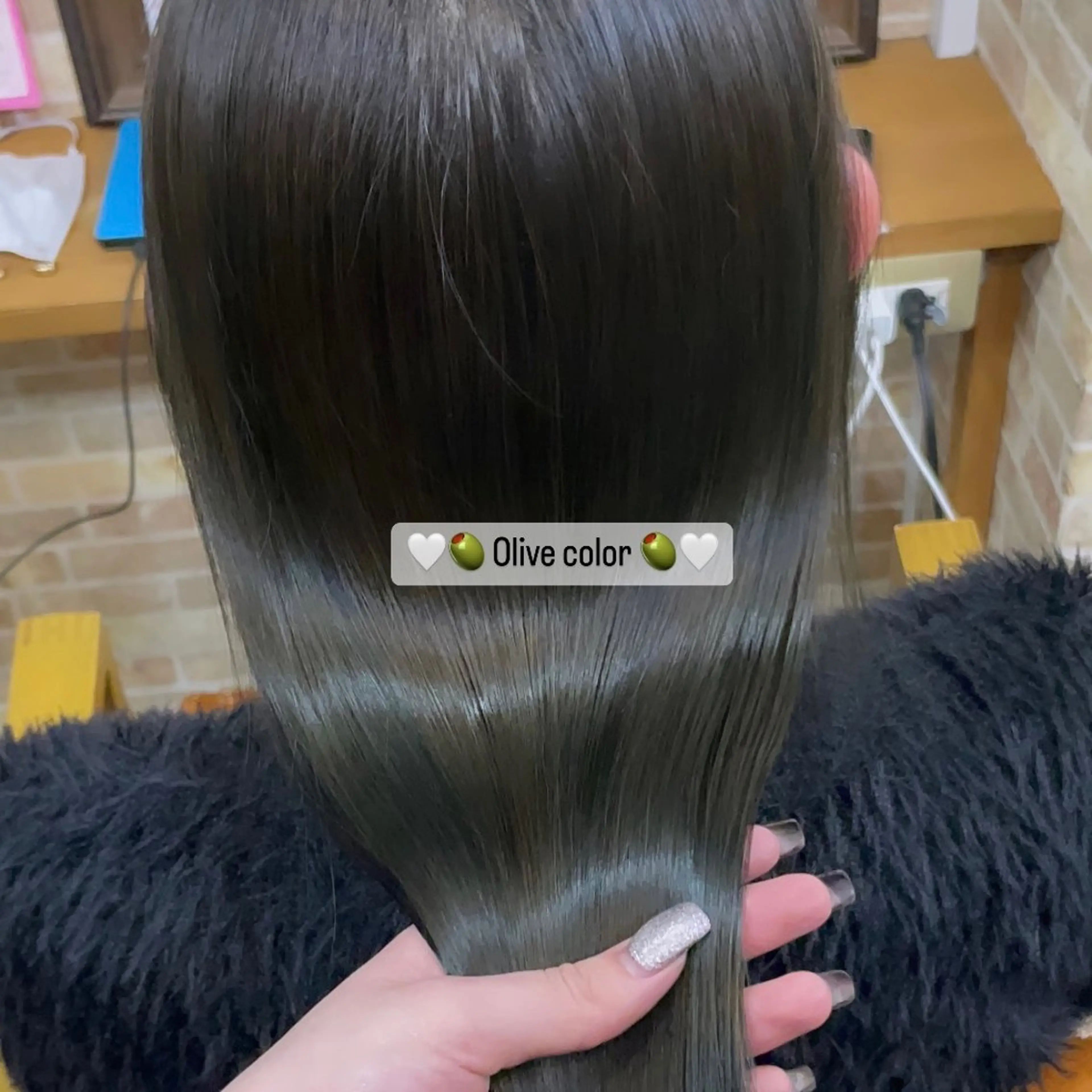 セミロング カラー 𝐑𝐢𝐤𝐚 ໒꒱♡のヘアスタイル