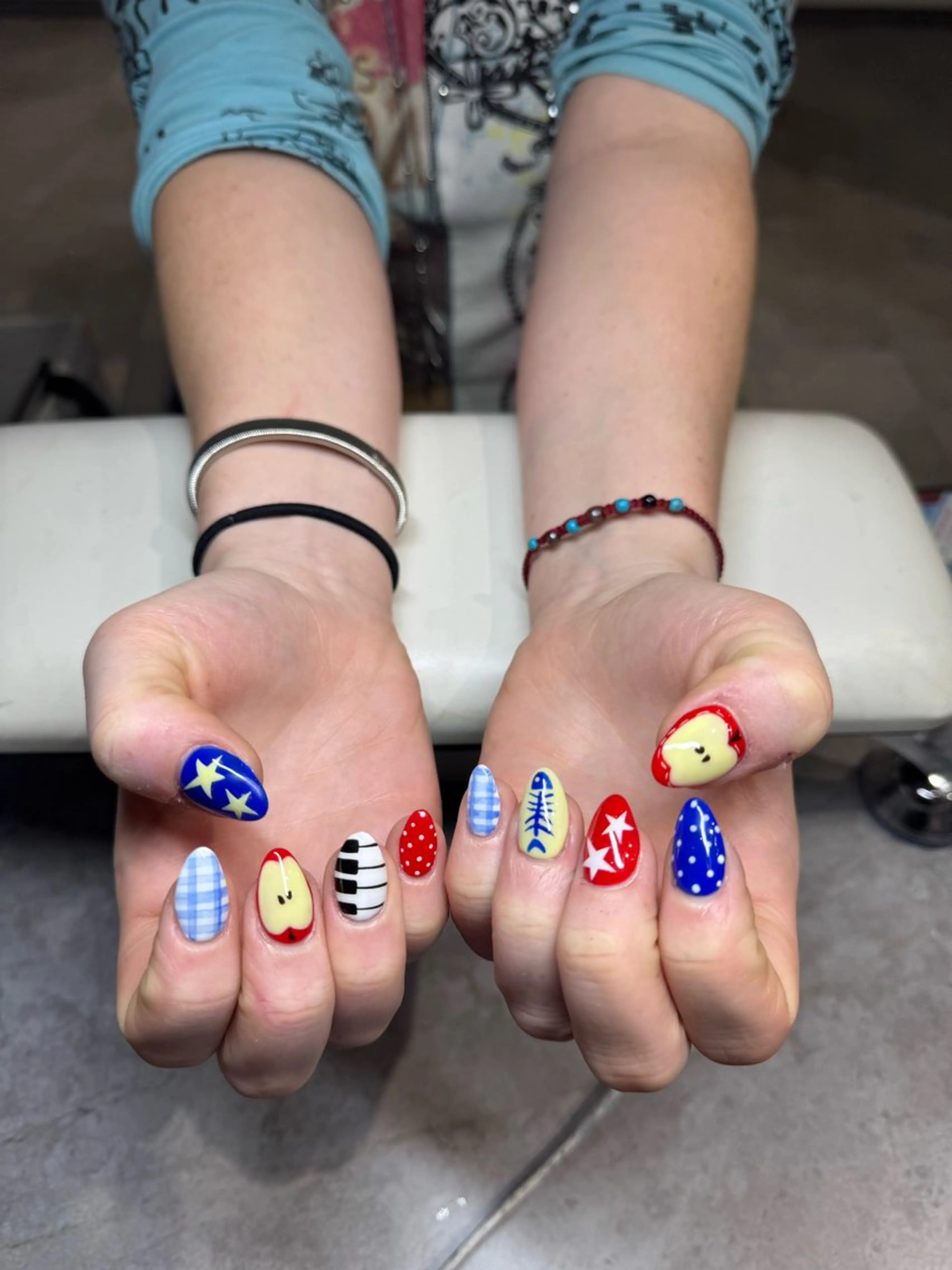 ネイル ハンドネイル IROHA NAIL 北村菜帆のネイルデザイン