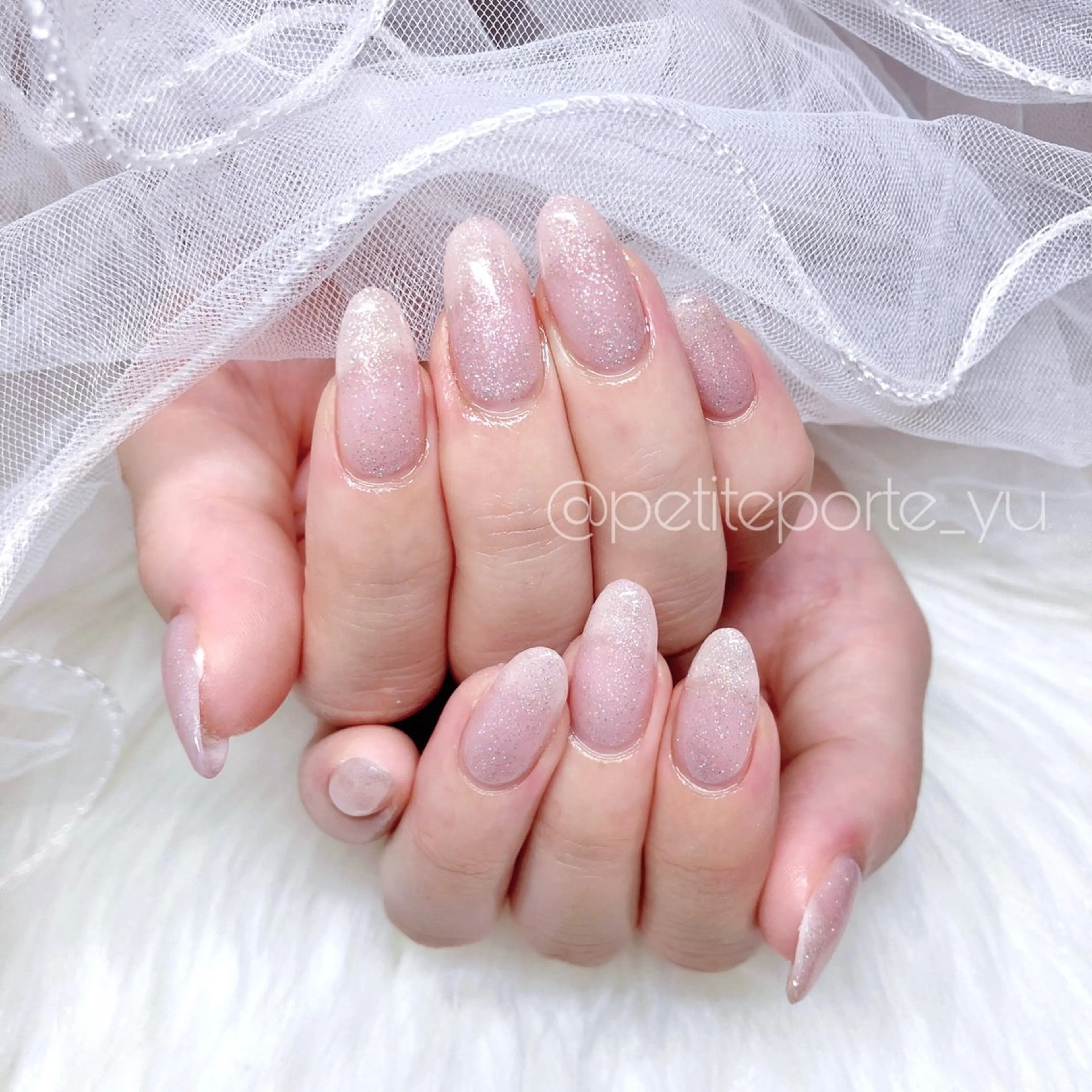 ネイル ガーリー キラキラネイル ラメ(グリッター) ワンカラーネイル ピンク ハンドネイル nailsalon petite porte所属・petite porteのネイルデザイン