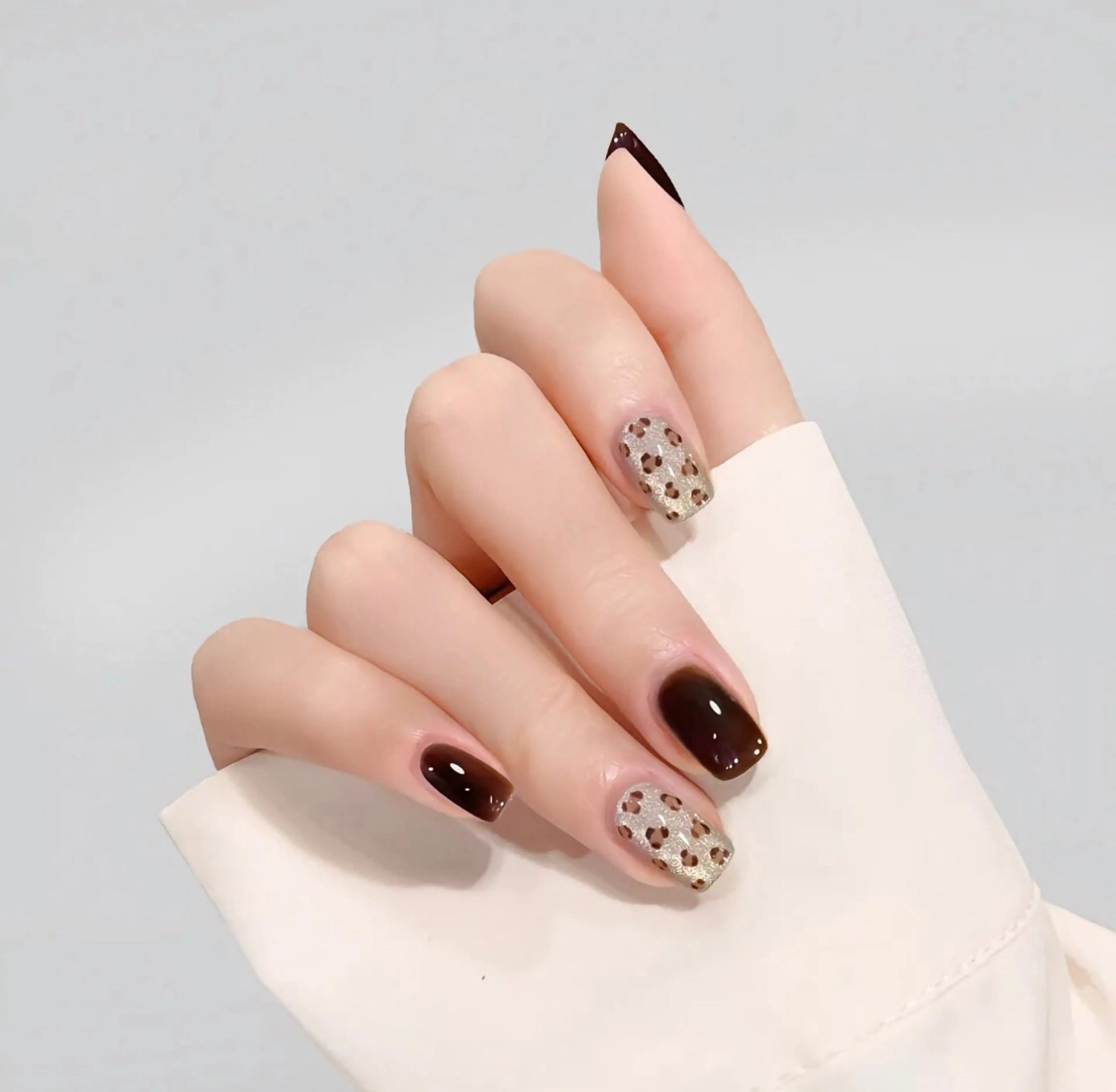 ネイル マグネットネイル ベラッコ所属・ネイルサロン ベラッコのネイルデザイン