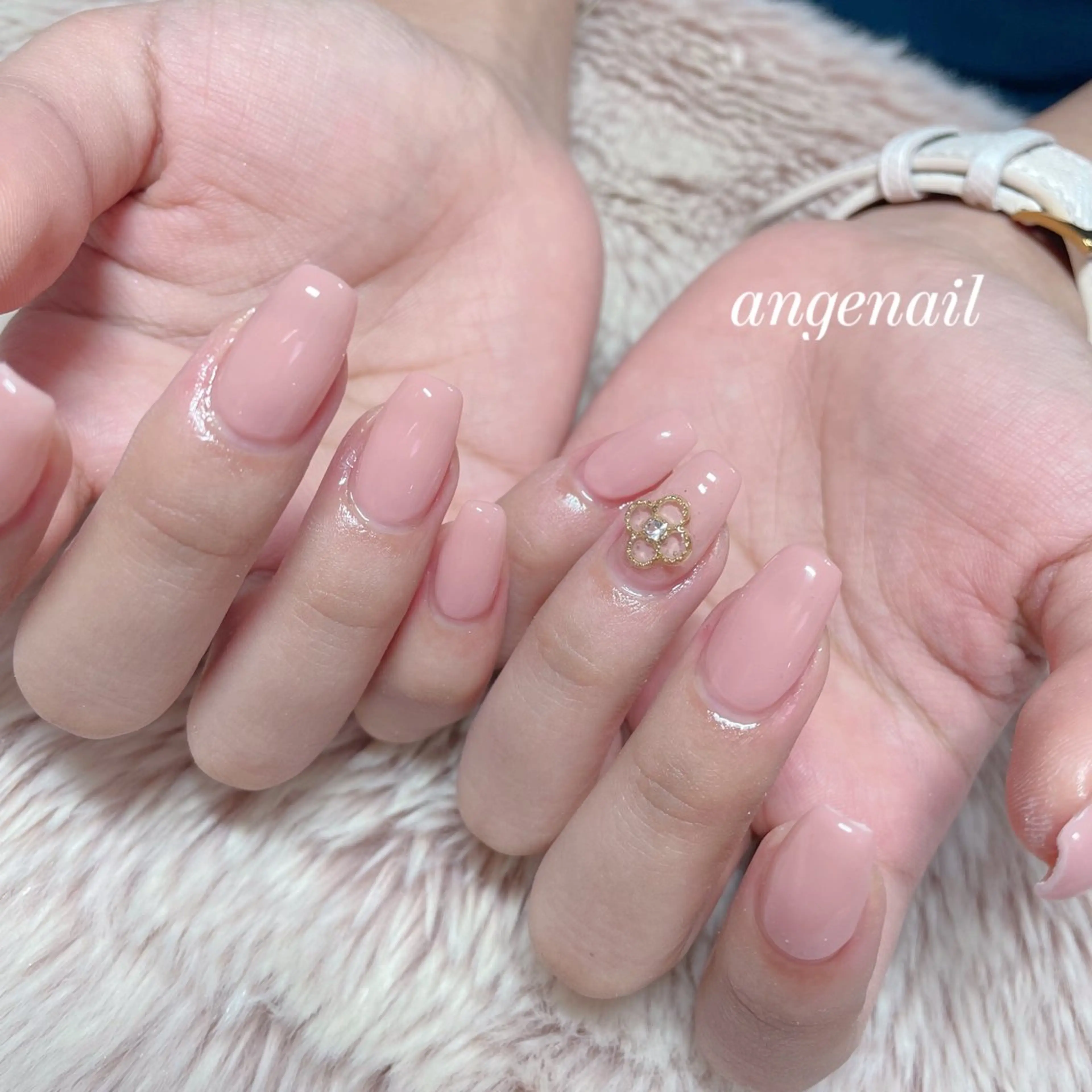 ネイル ハンドネイル オーナーネイリスト MAKIのネイルデザイン