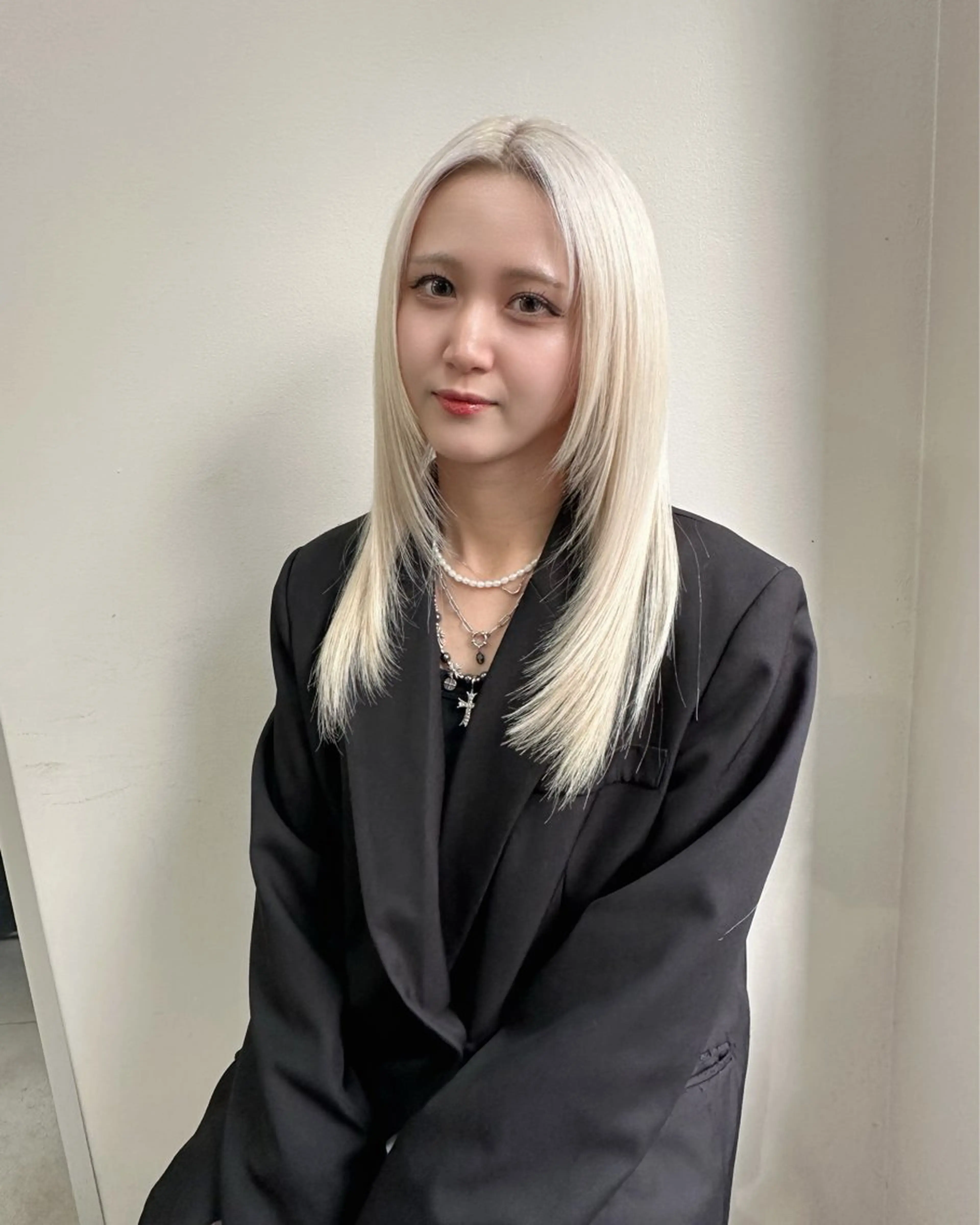 カラー ウルフとハイトーン みっちー✂️のヘアスタイル