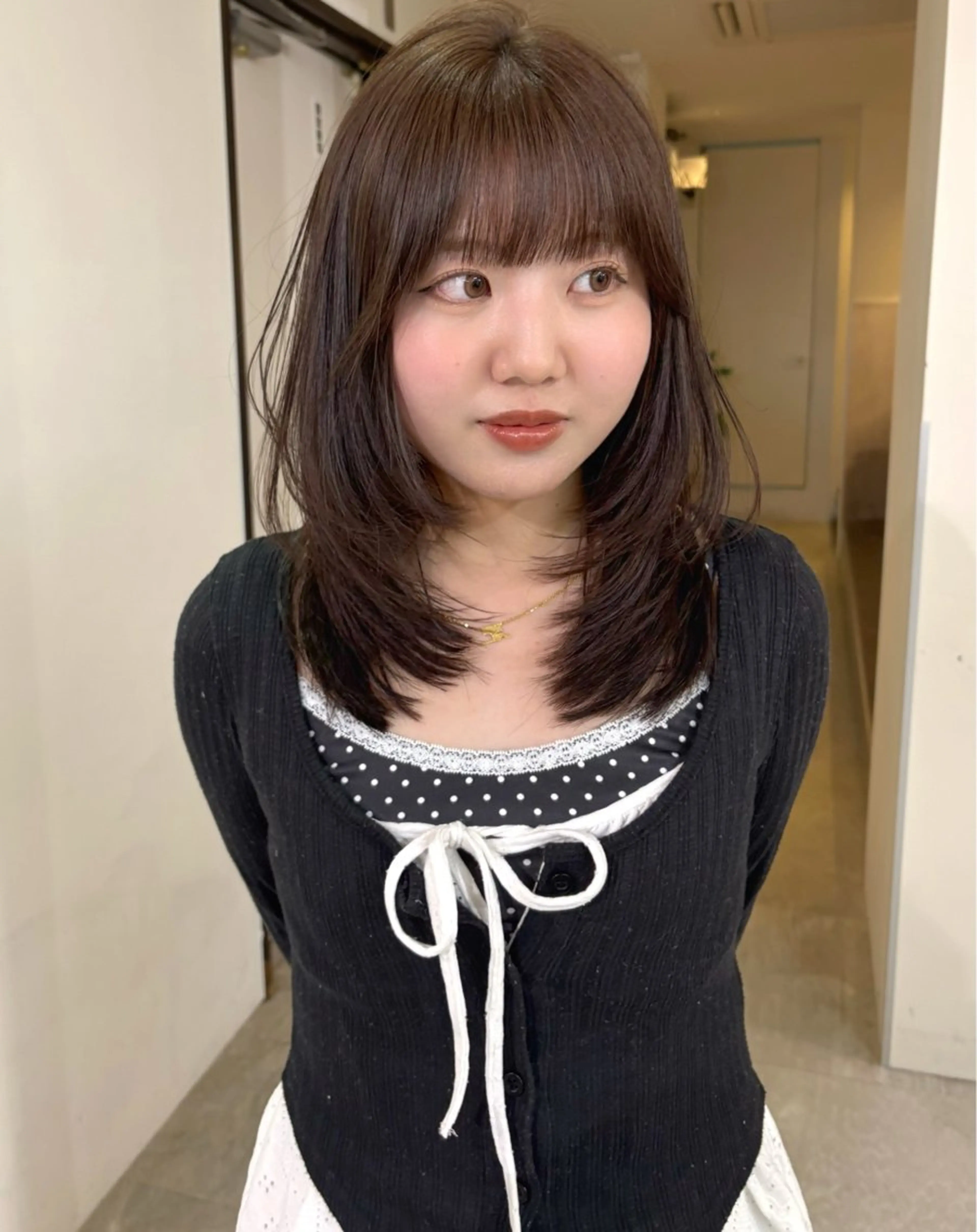 セミロング カラー ベージュカラー 透明感カラー くびれヘア レイヤーカット 小顔カット mizuki/ピンク ベージュ.レイヤーのヘアスタイル