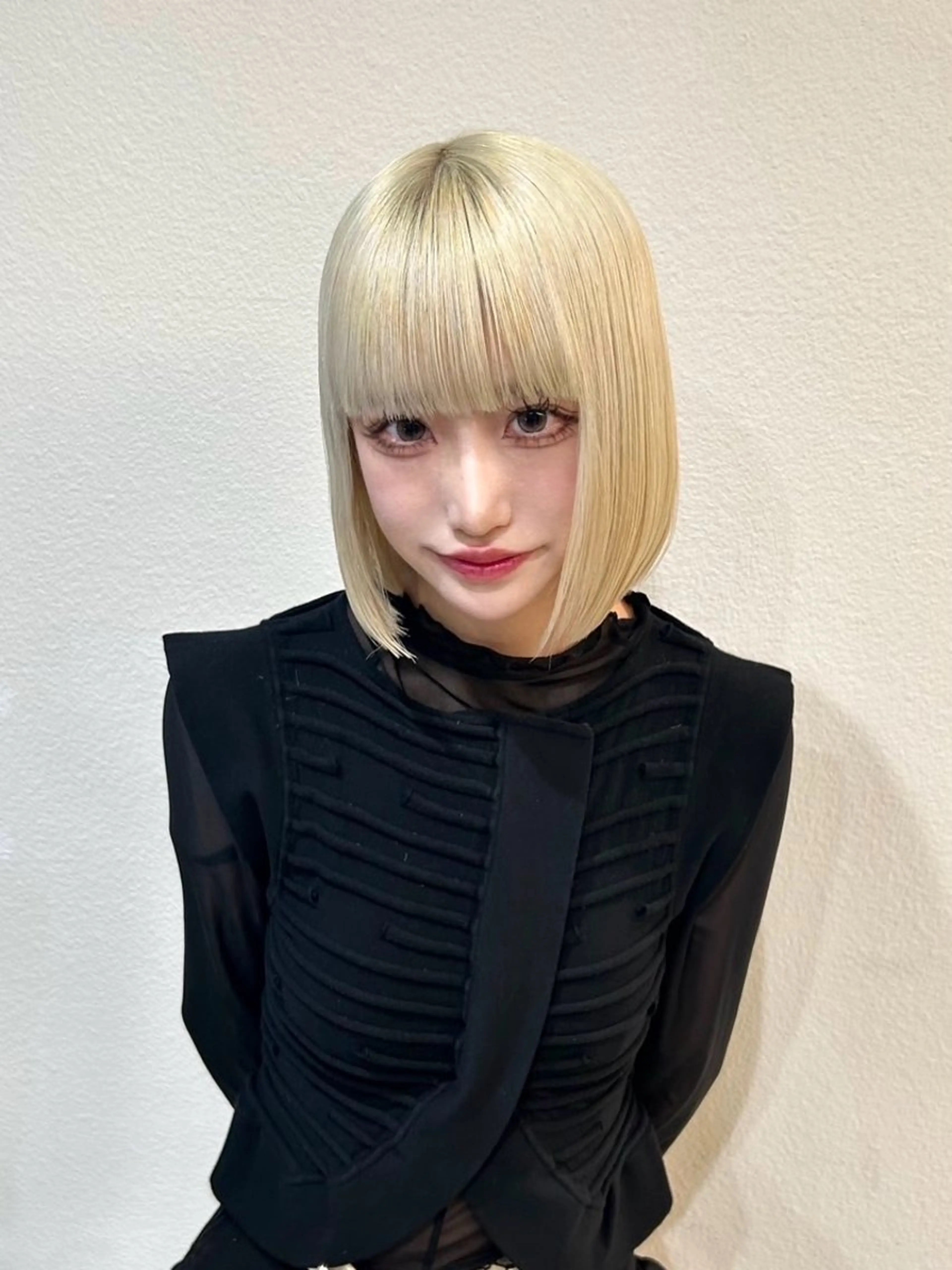 ミディアム カラー カット ヘアカラー トリートメント ハイトーン/ウルフ/ レイヤー/Asukaのヘアスタイル