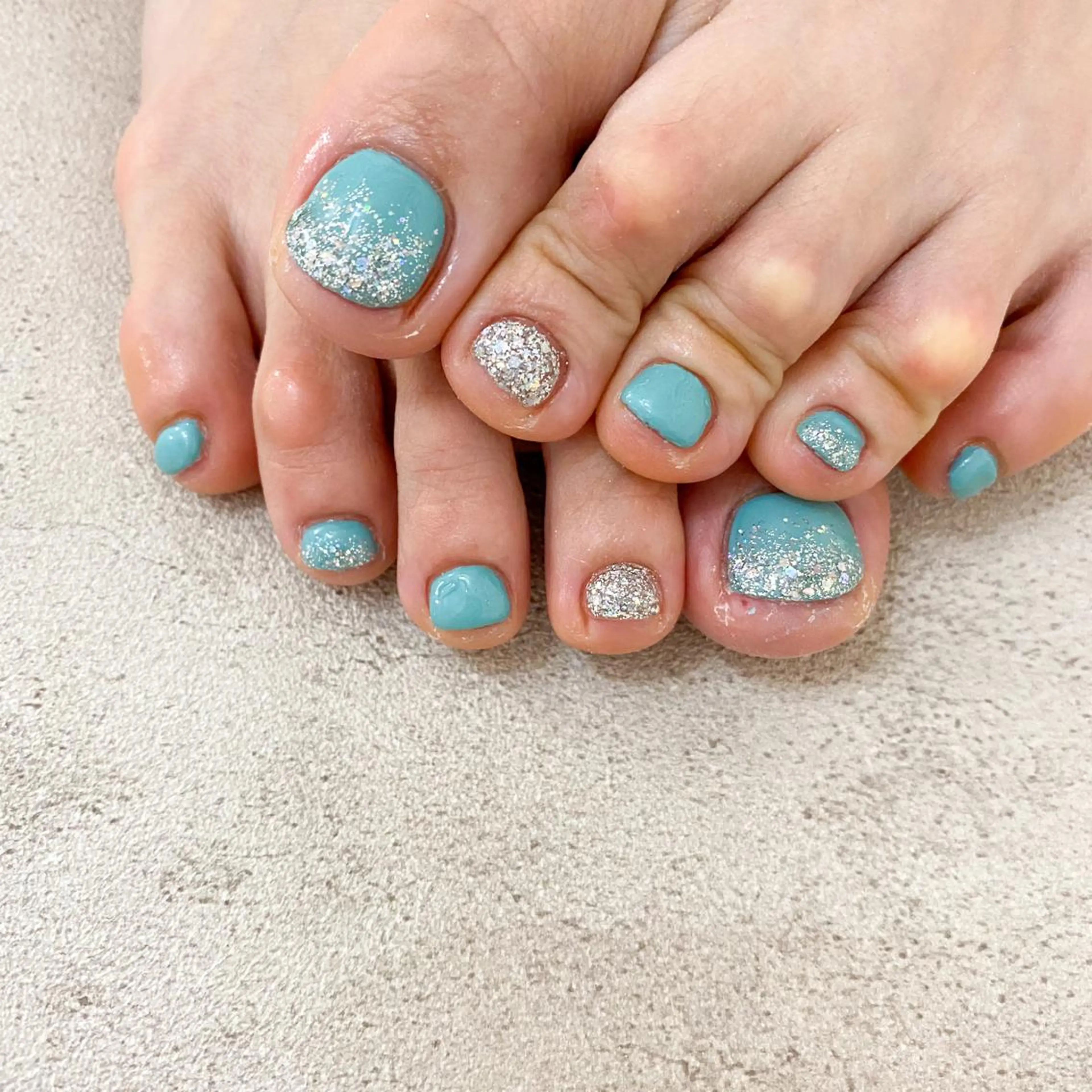 ネイル フットネイル ゴテゴテ💙ワンホン リオナのネイルデザイン