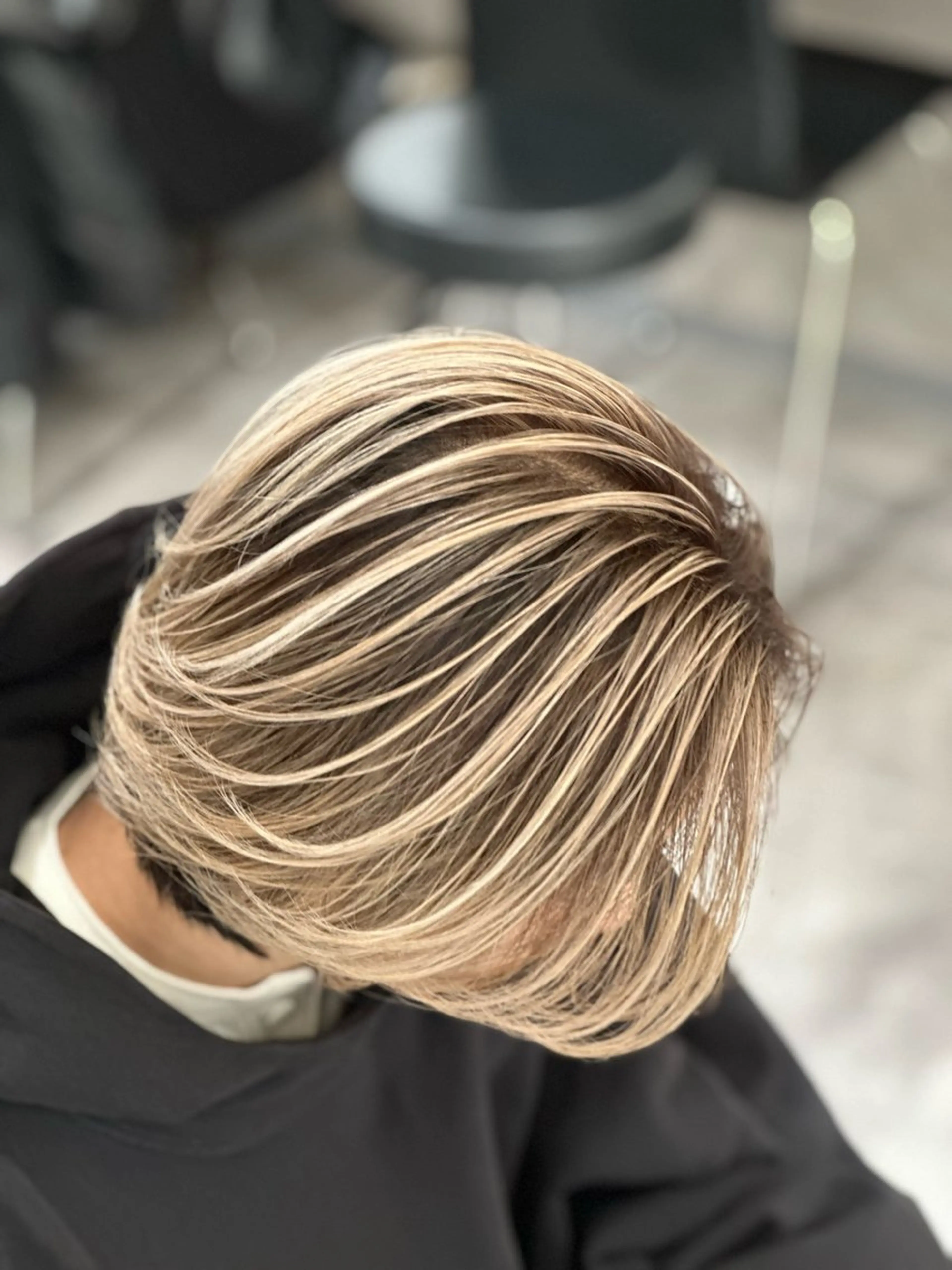 メンズ りょうへい/ 全頭ブリーチ/渋谷のヘアスタイル