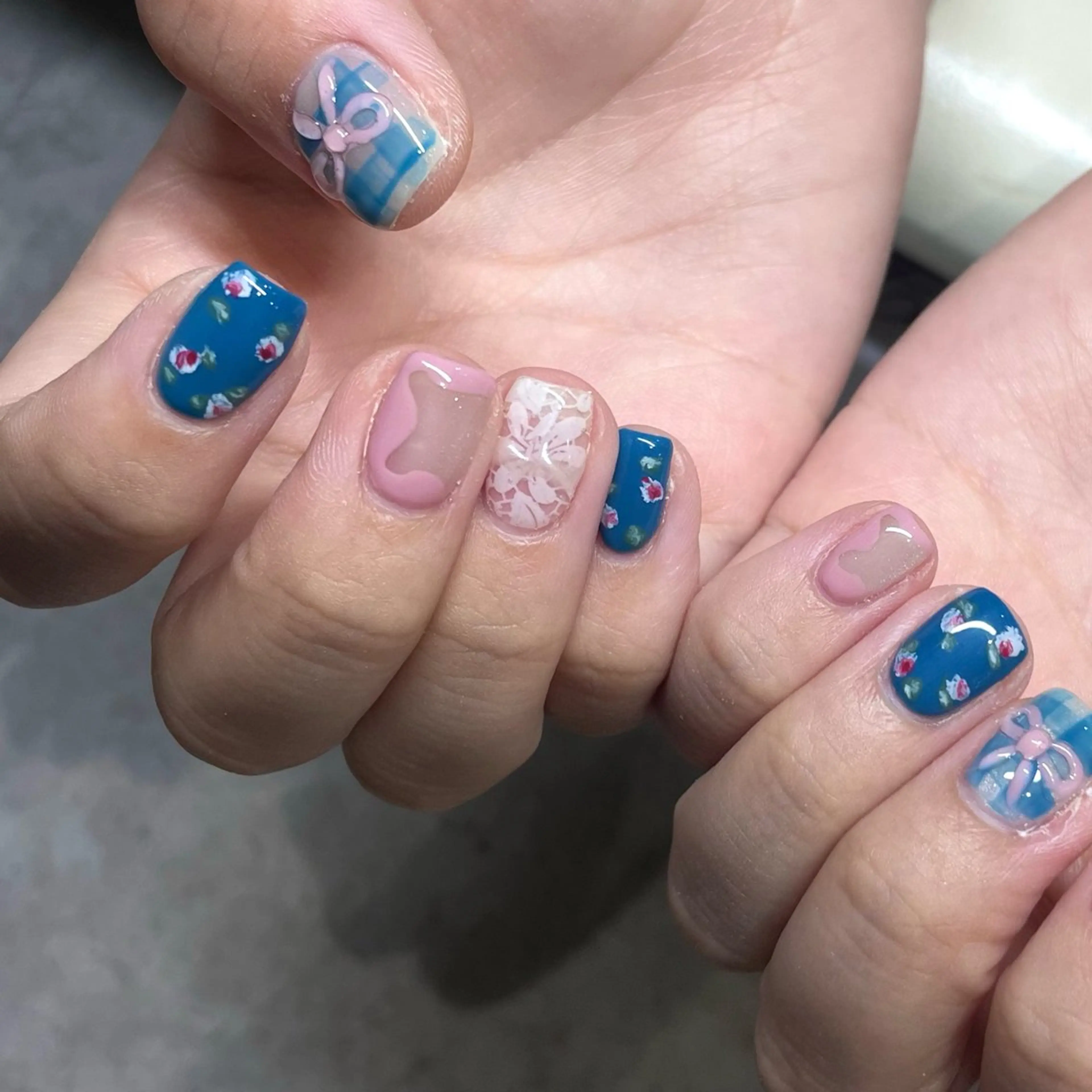 ネイル ハンドネイル IROHA NAIL Kurumi🪽🫧のネイルデザイン