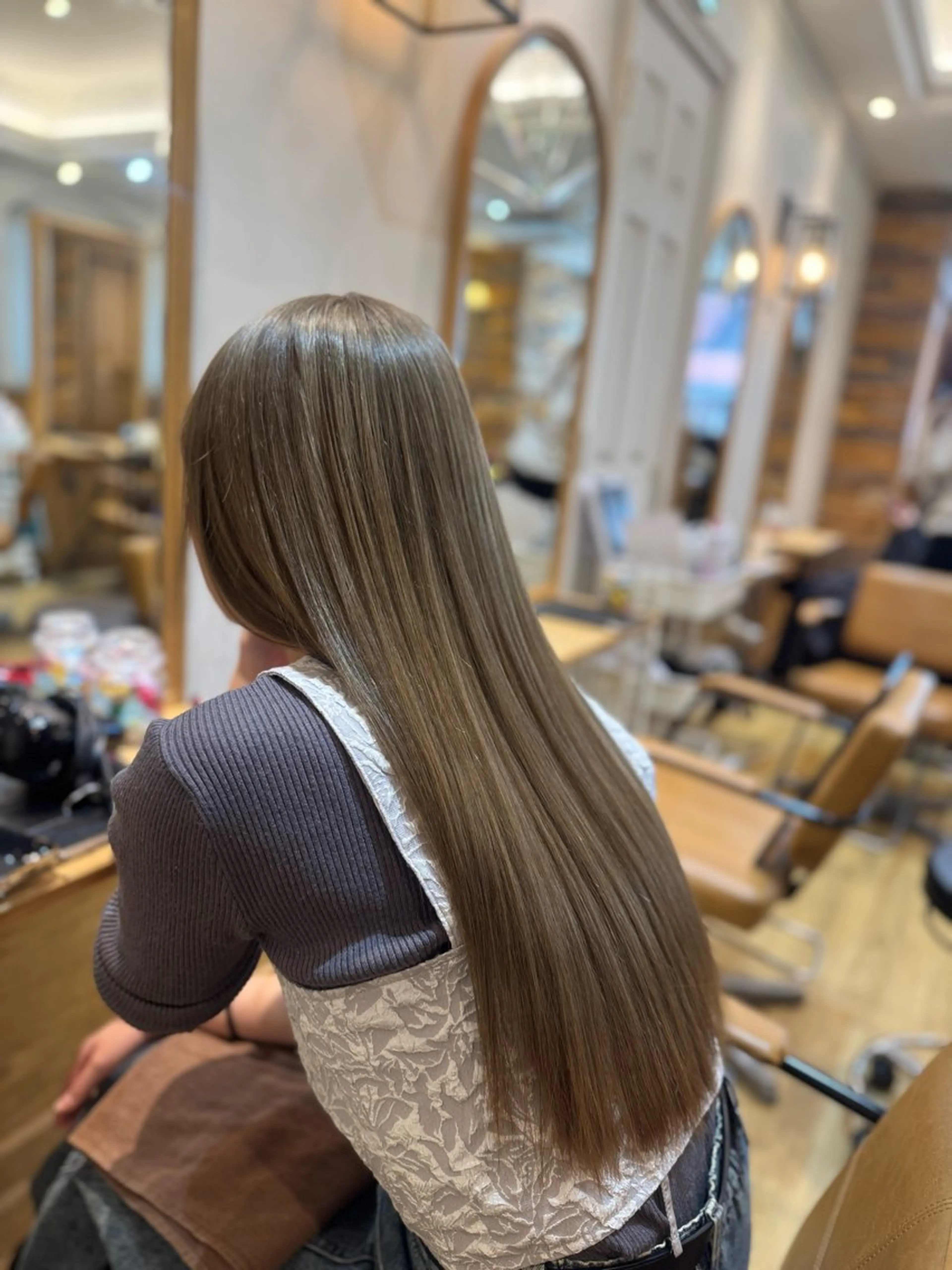 ロング トリートメント 新宿三丁目💜 空陽💙のヘアスタイル