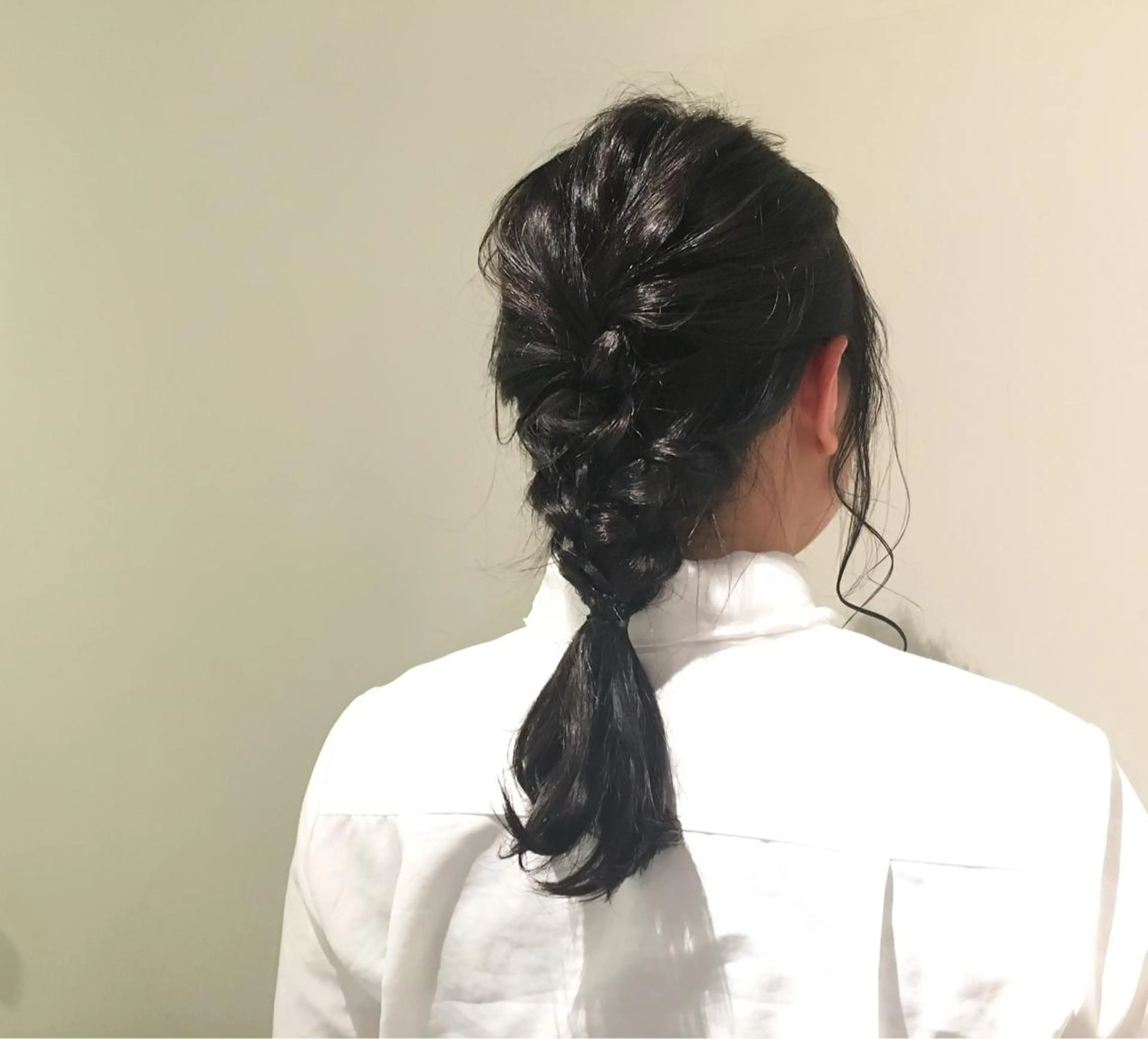 ロング カラー ヘアアレンジ 三つ編み 野々村 朋美のヘアスタイル