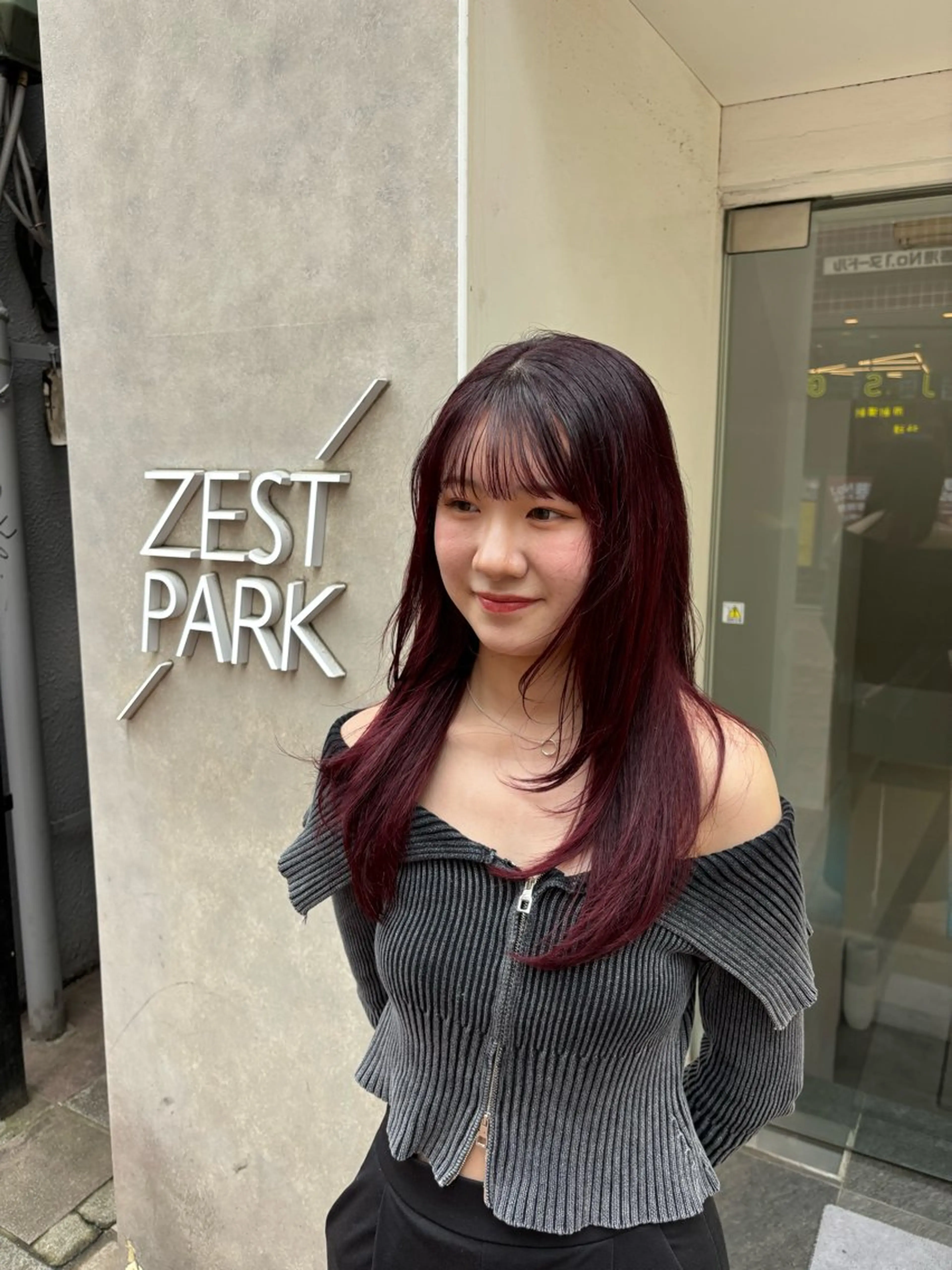 カラー ヘアカラー ハイトーン/レイヤー nail 百咲💌のヘアスタイル