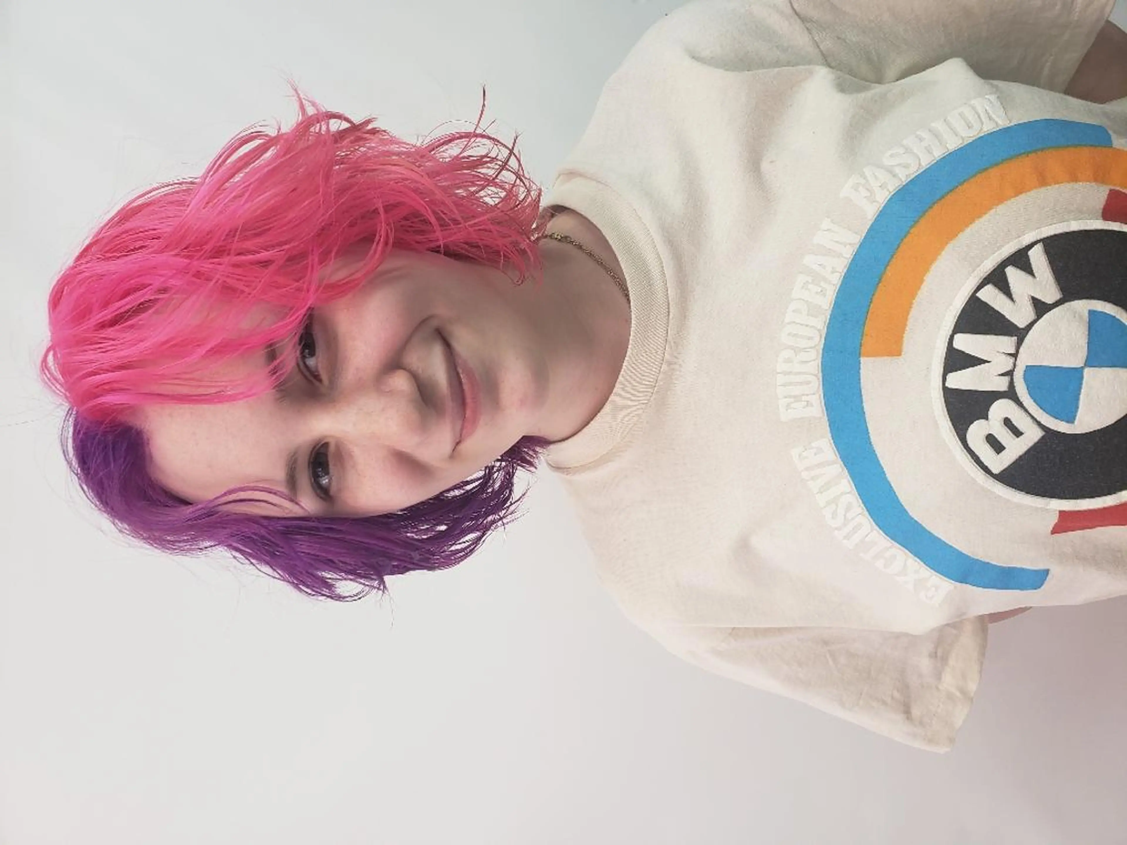 ショート Backbocker所属・ハイトーン/ブリーチ /デザインカラーのヘアスタイル