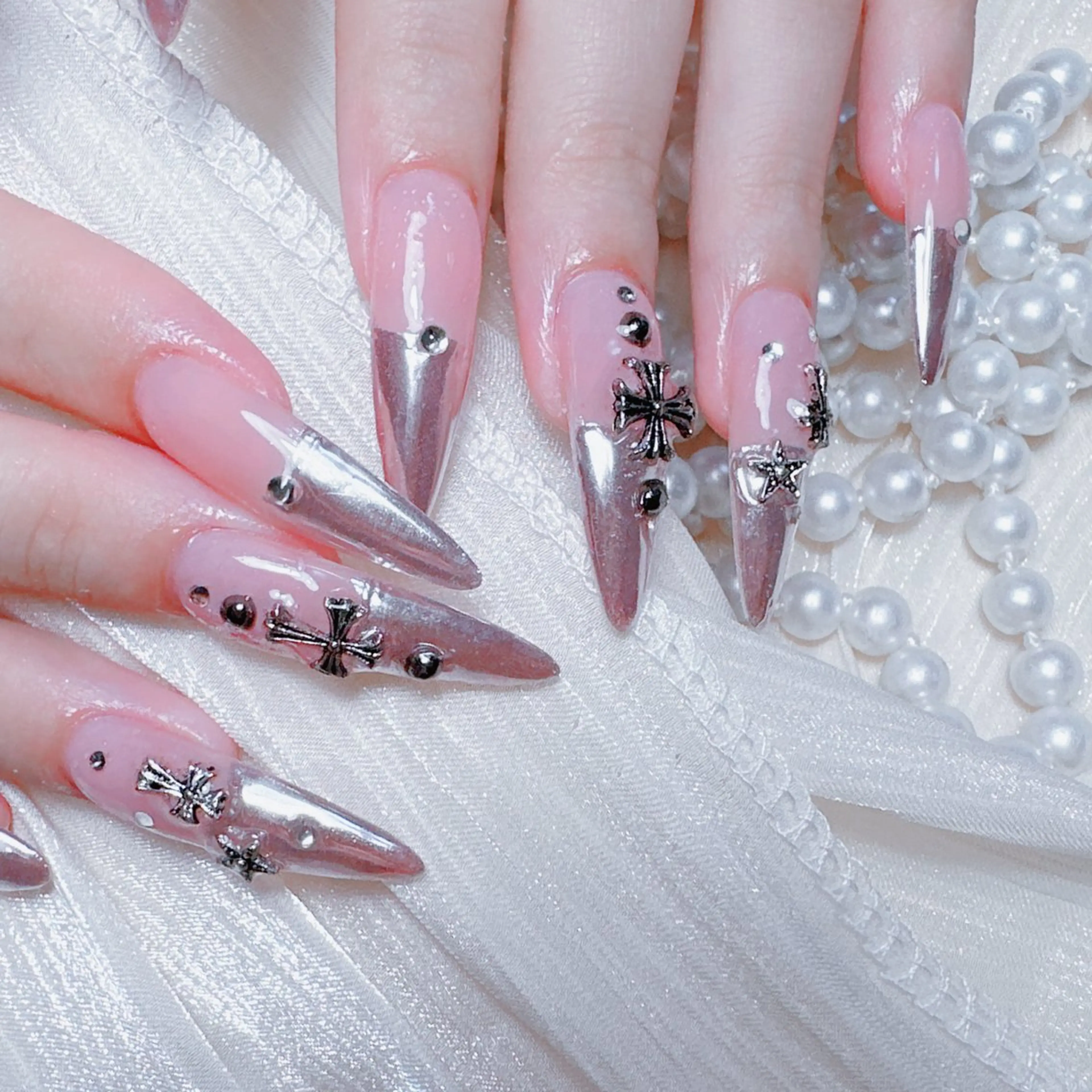 ネイル ハンドネイル M🌷nail 長さだし専門店のネイルデザイン