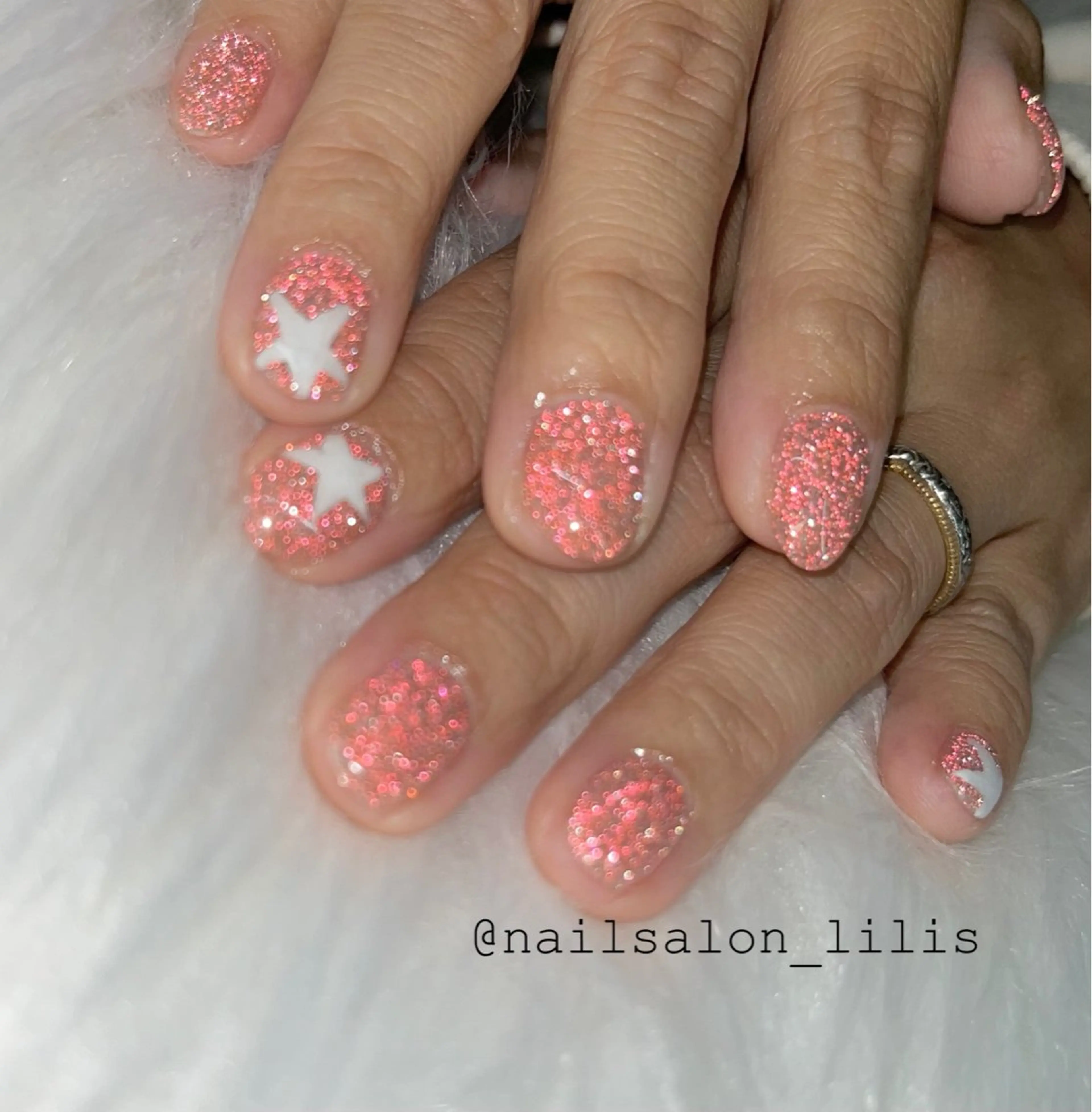 ネイル アートネイル フラッシュネイル ハンドネイル nailsalon lilis所属・nailsalon Lilisのネイルデザイン