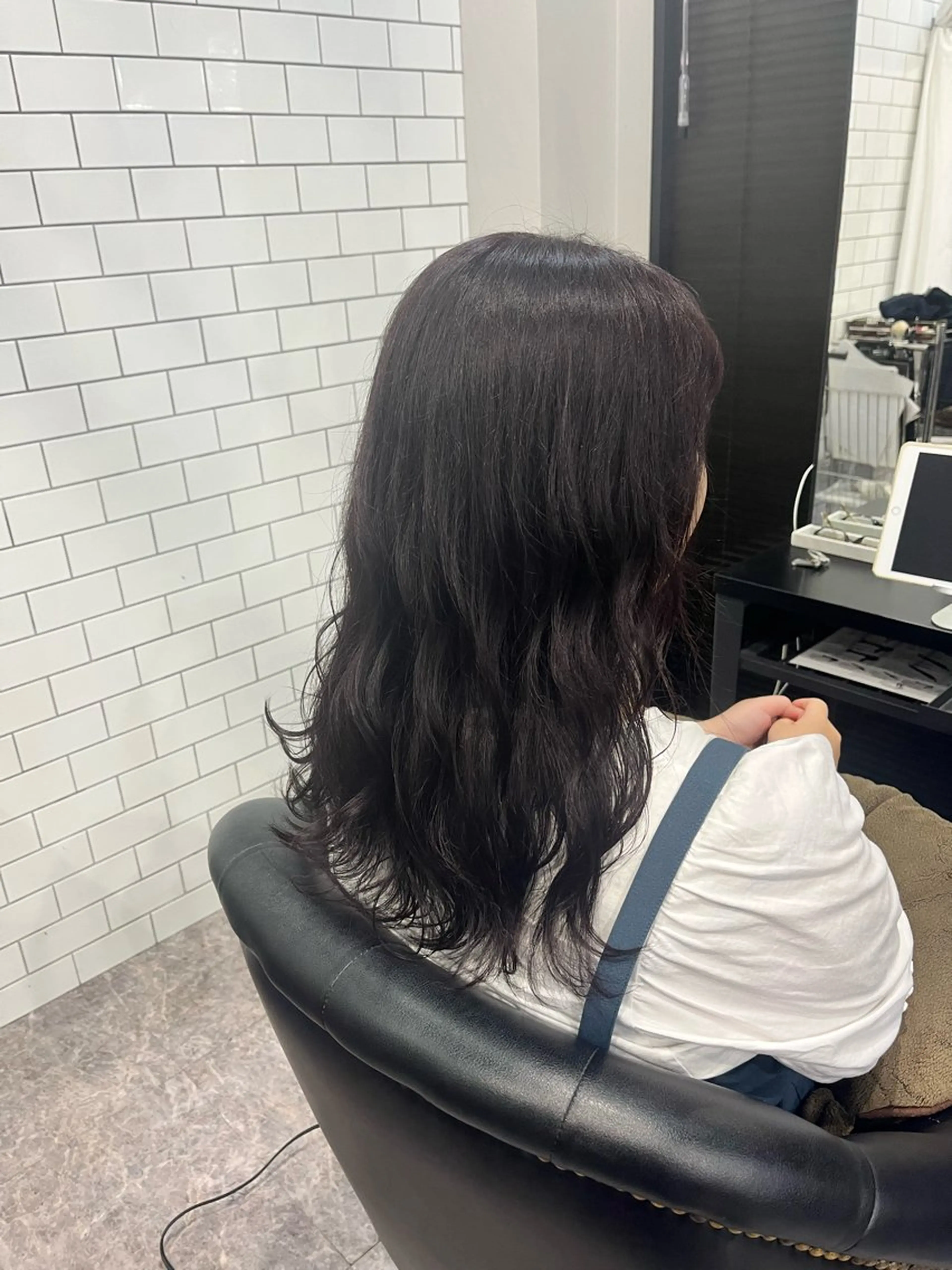 ロング 友滝 真菜美のヘアスタイル