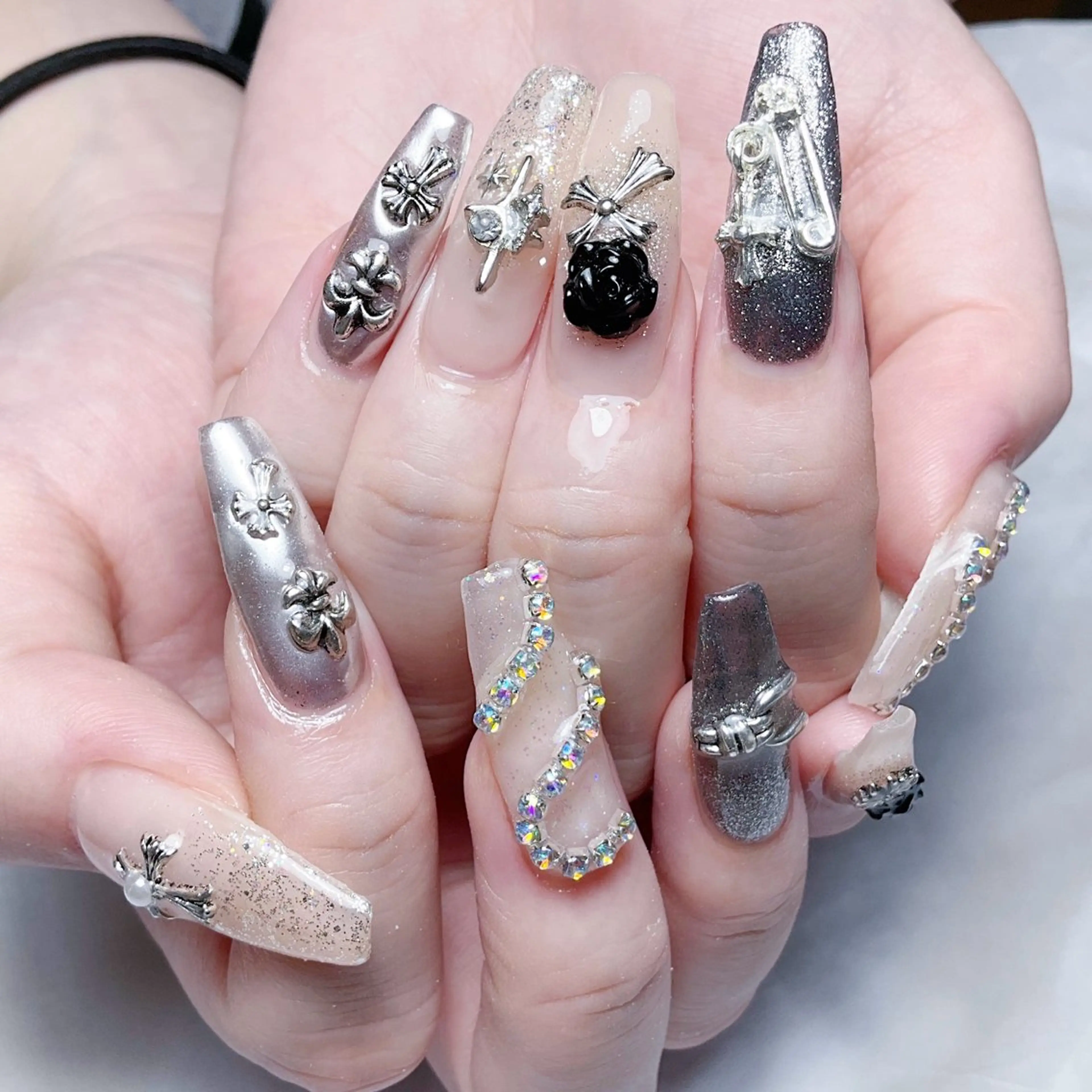 ネイル ハンドネイル 🌈Yun nail hyejin💋のネイルデザイン