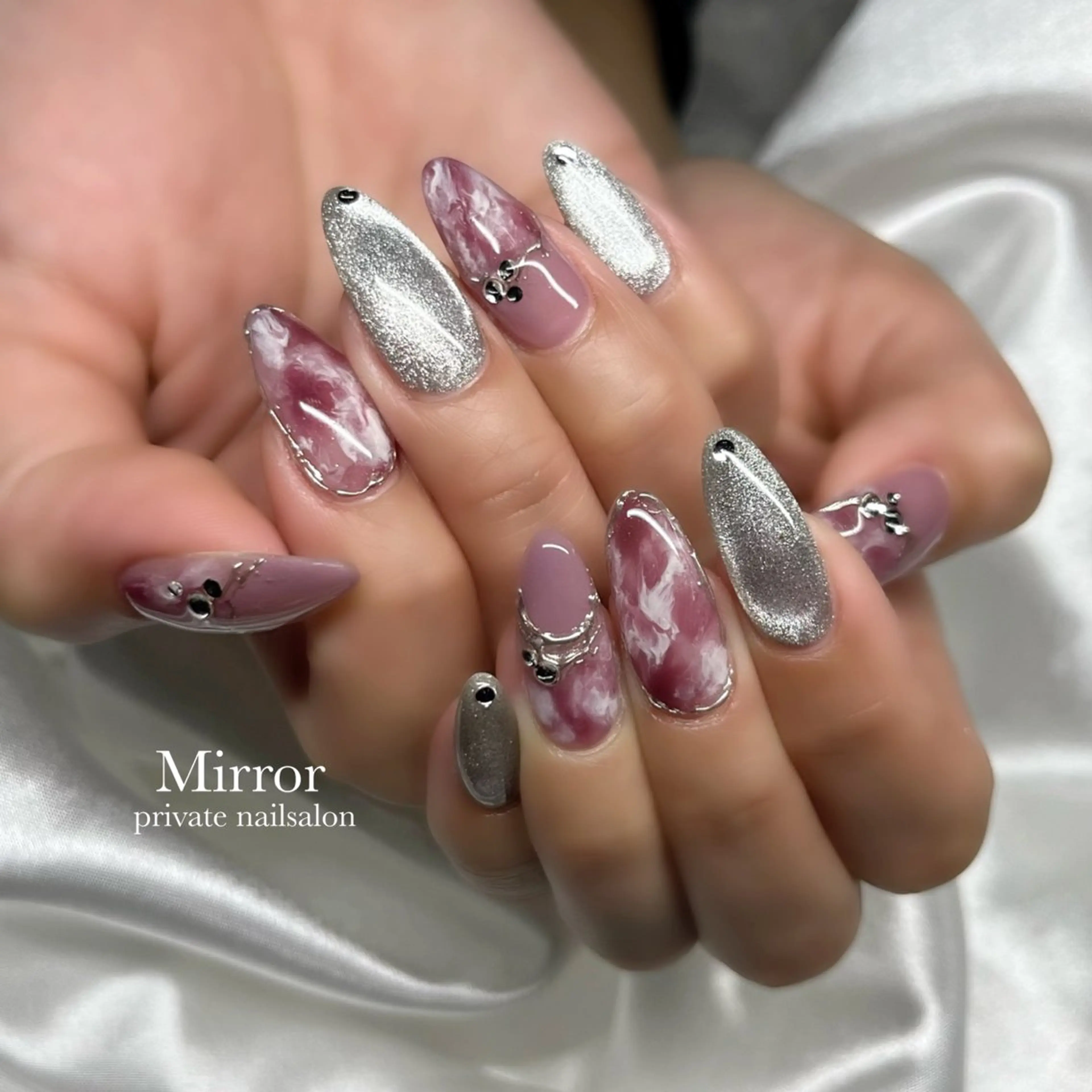ネイル ハンドネイル nailsalon Mirrorのネイルデザイン