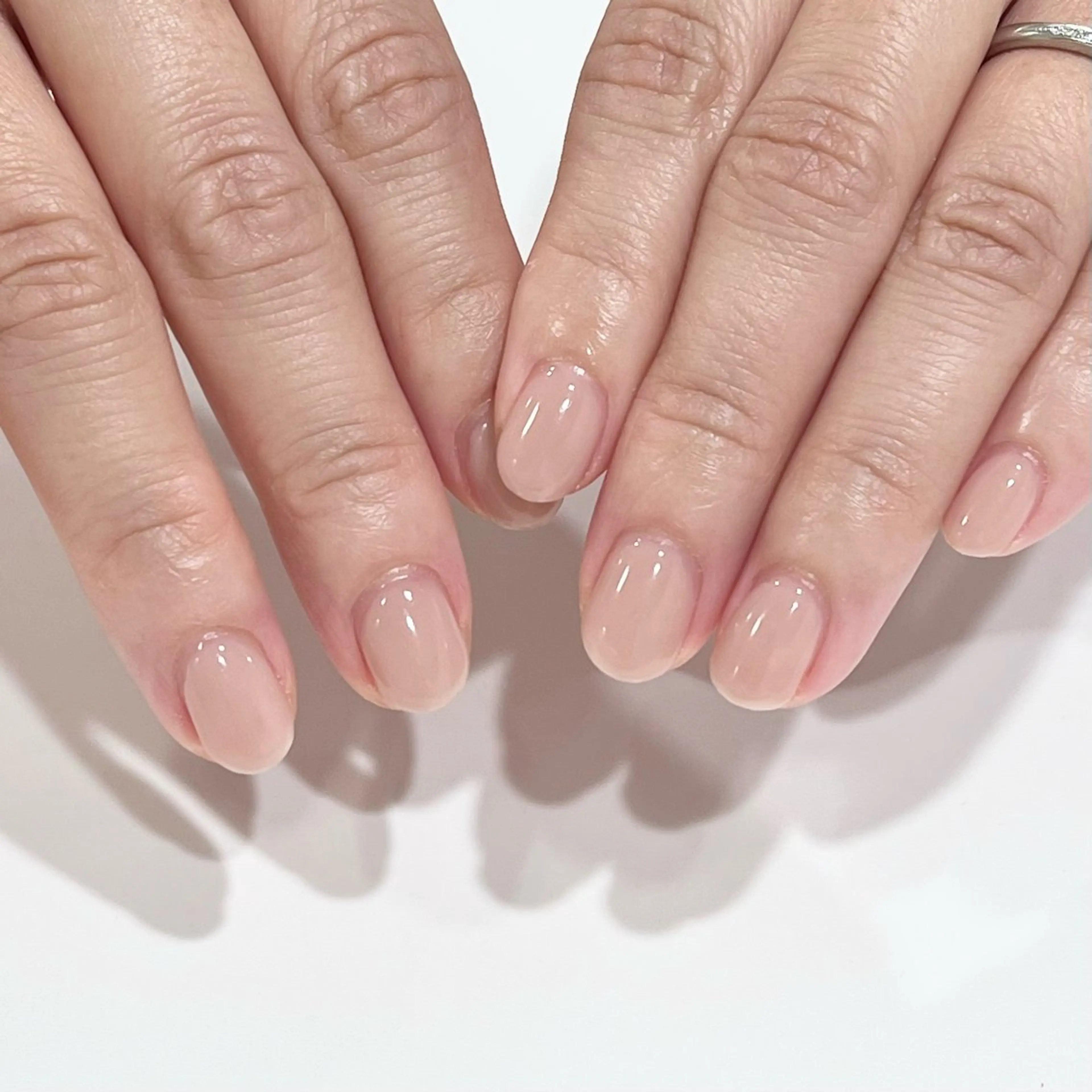 ネイル ワンカラーネイル LORAN  Lim EYE&NAIL【ローランリム】所属・LORAN Lim 紫月のネイルデザイン